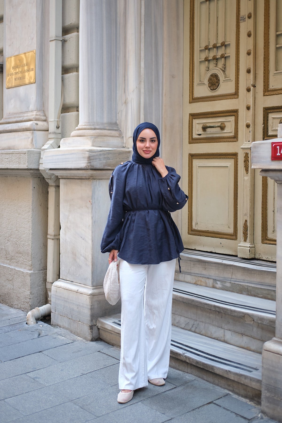 Kolları Düğme Detay Balon Kol Bel Bağlamalı Tunik Lacivert