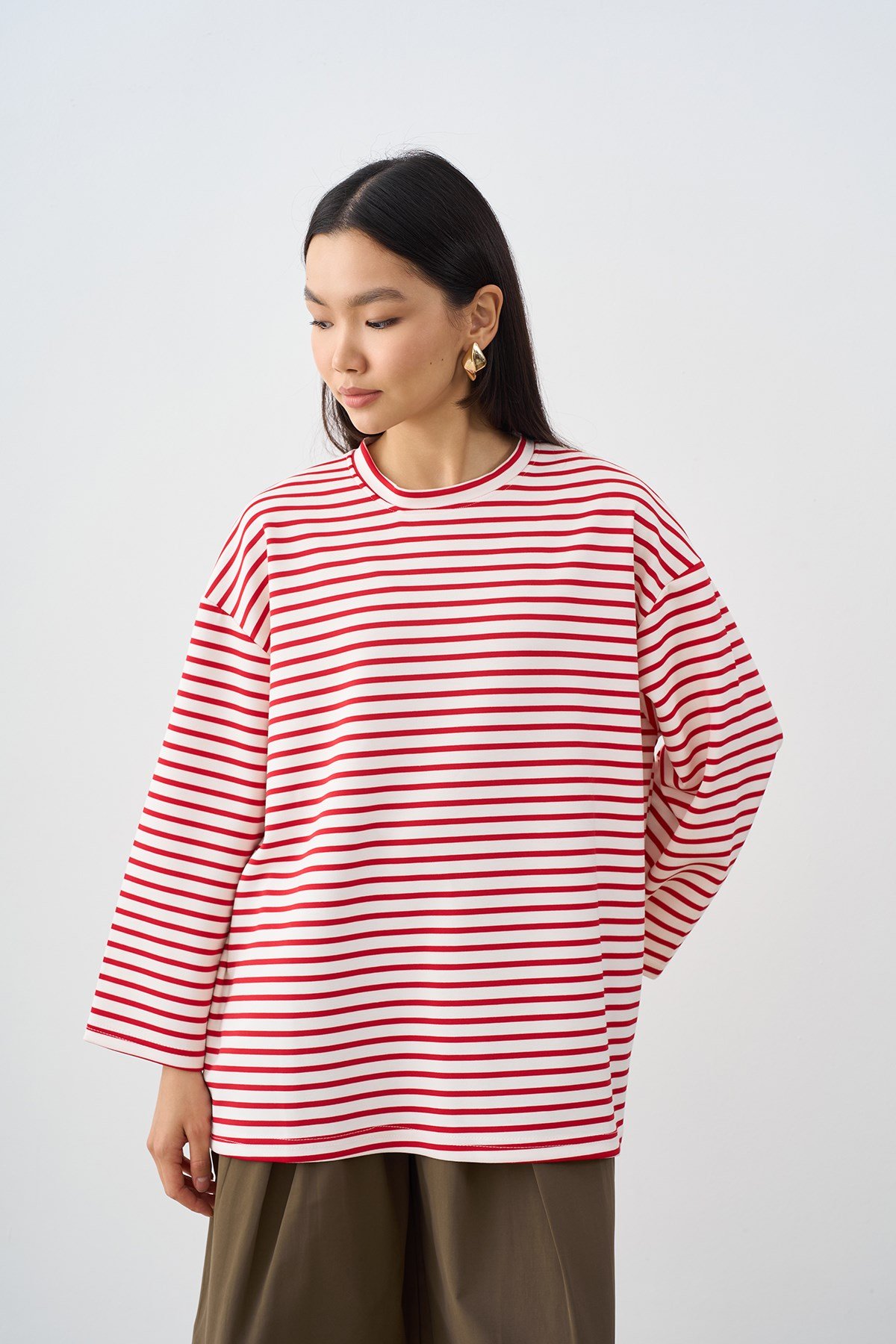 Kontrast Çizgili Bisiklet Yaka Oversize Sweatshirt Kırmızı