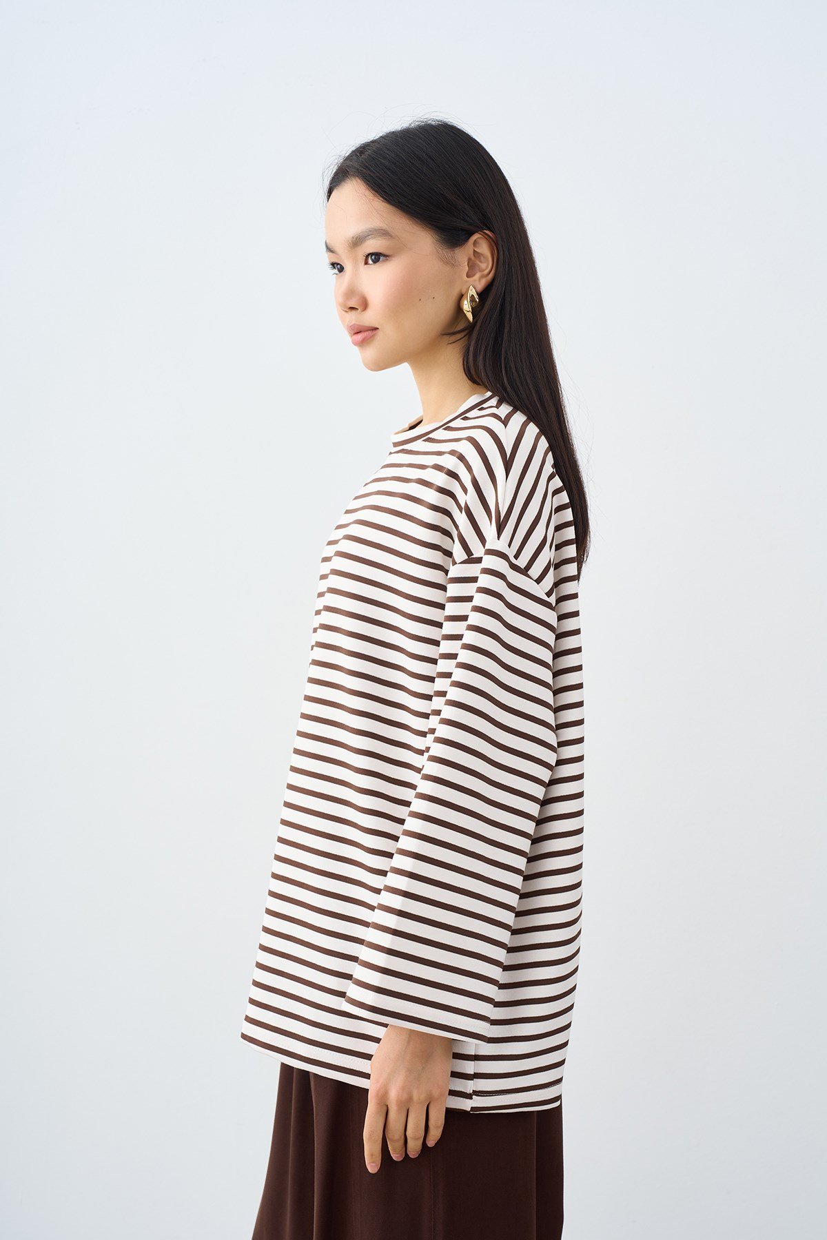 Kontrast Çizgili Bisiklet Yaka Oversize Sweatshirt Kahverengi