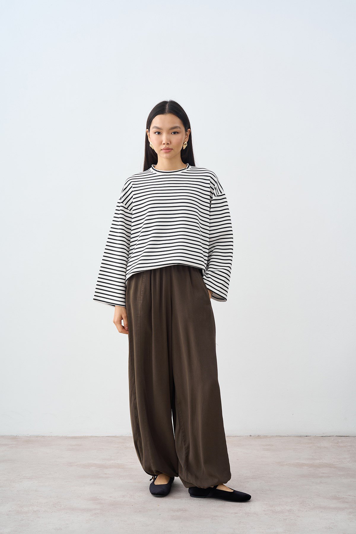 Kontrast Çizgili Bisiklet Yaka Oversize Sweatshirt Siyah