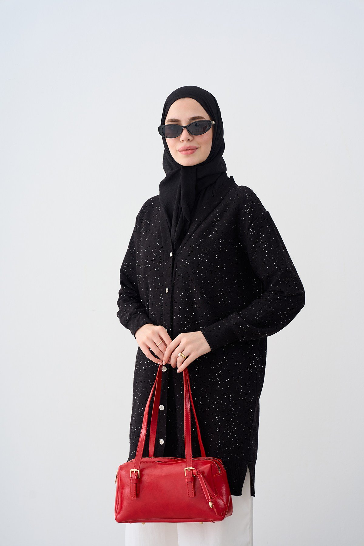 Küçük Pul Detay Triko Hırka Siyah