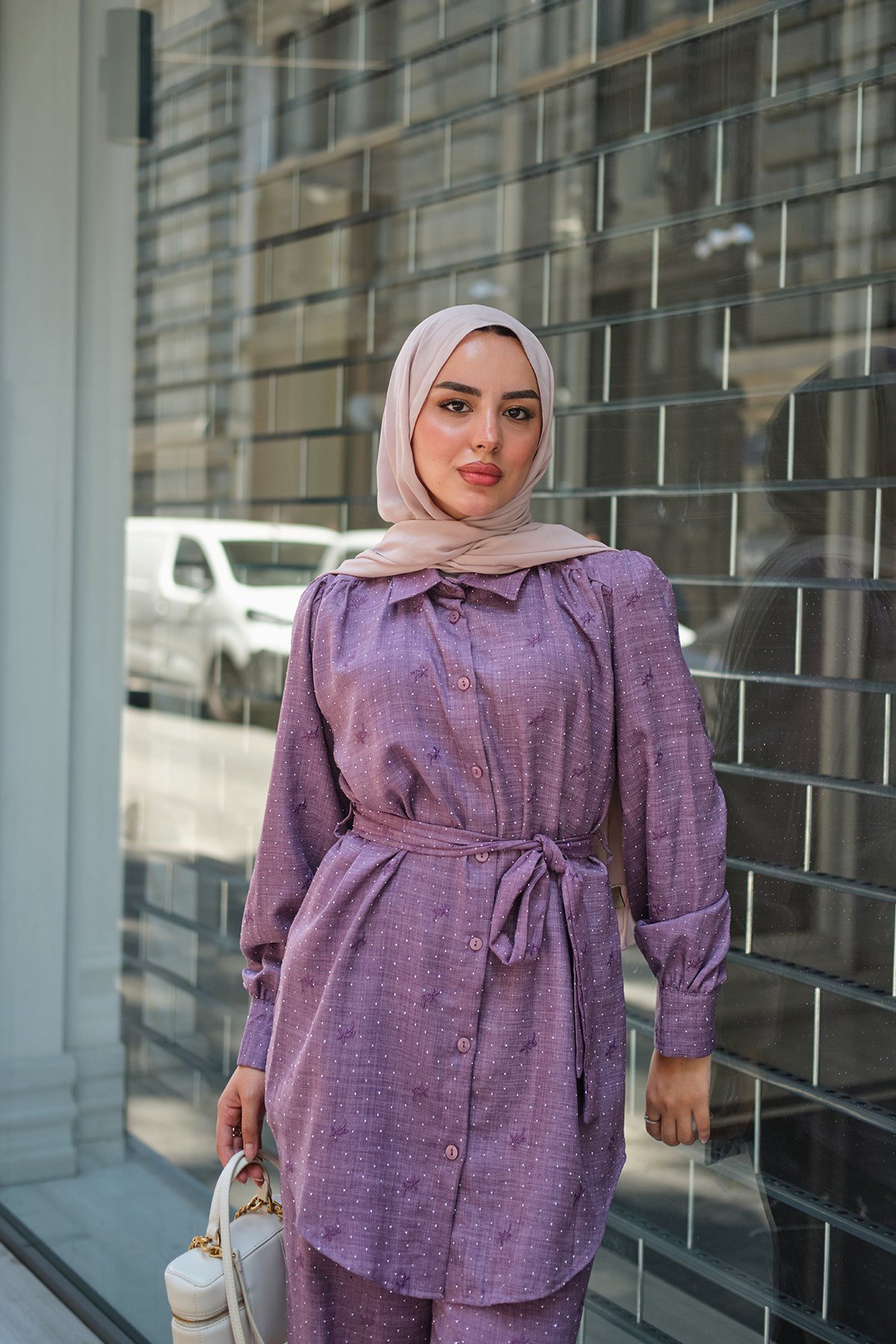 Küçük Taş Detay Bel Bağlamalı Keten Takım Mor