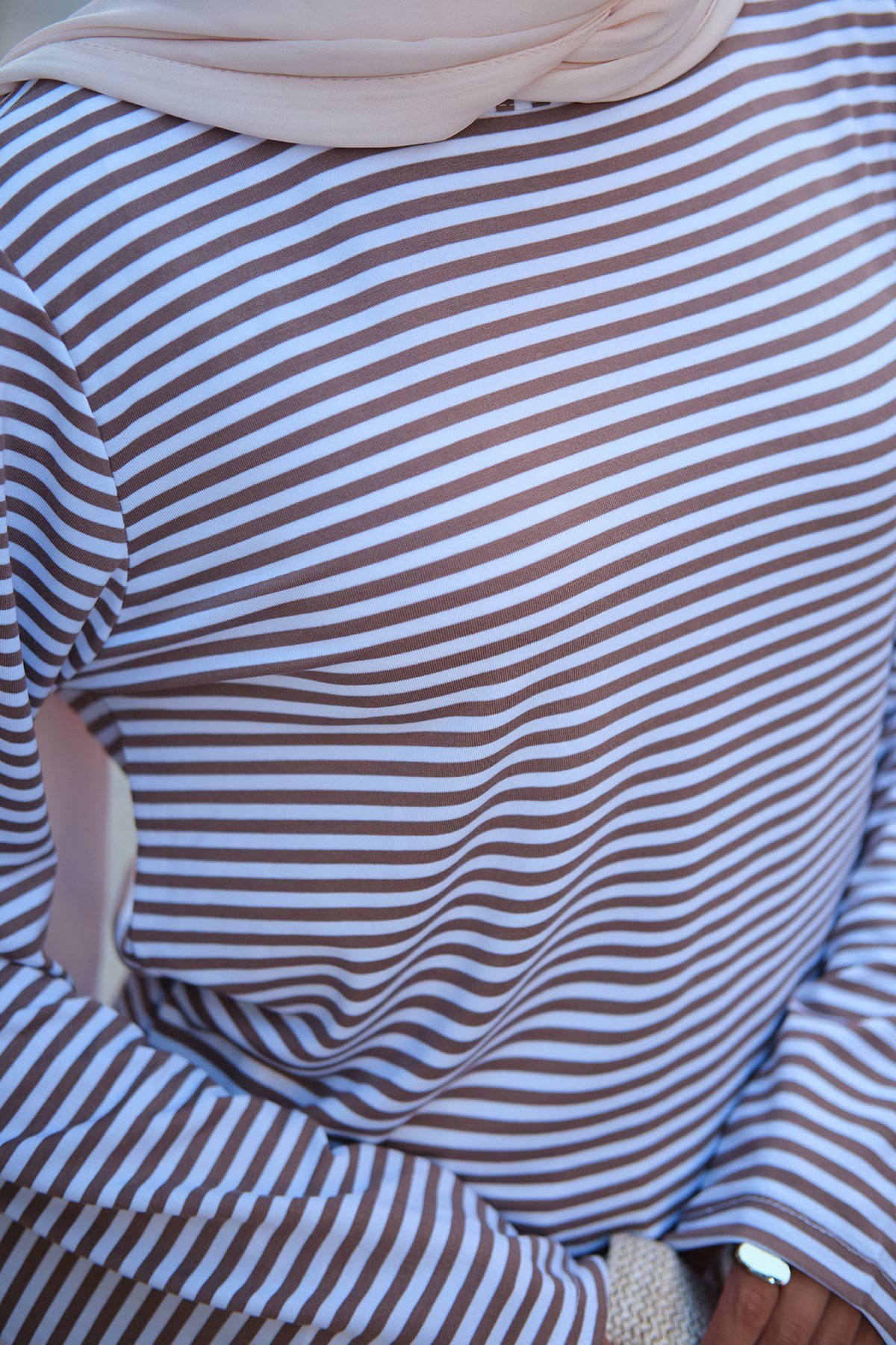 Likralı Kalın Çizgili Uzun Kollu Body Vizon