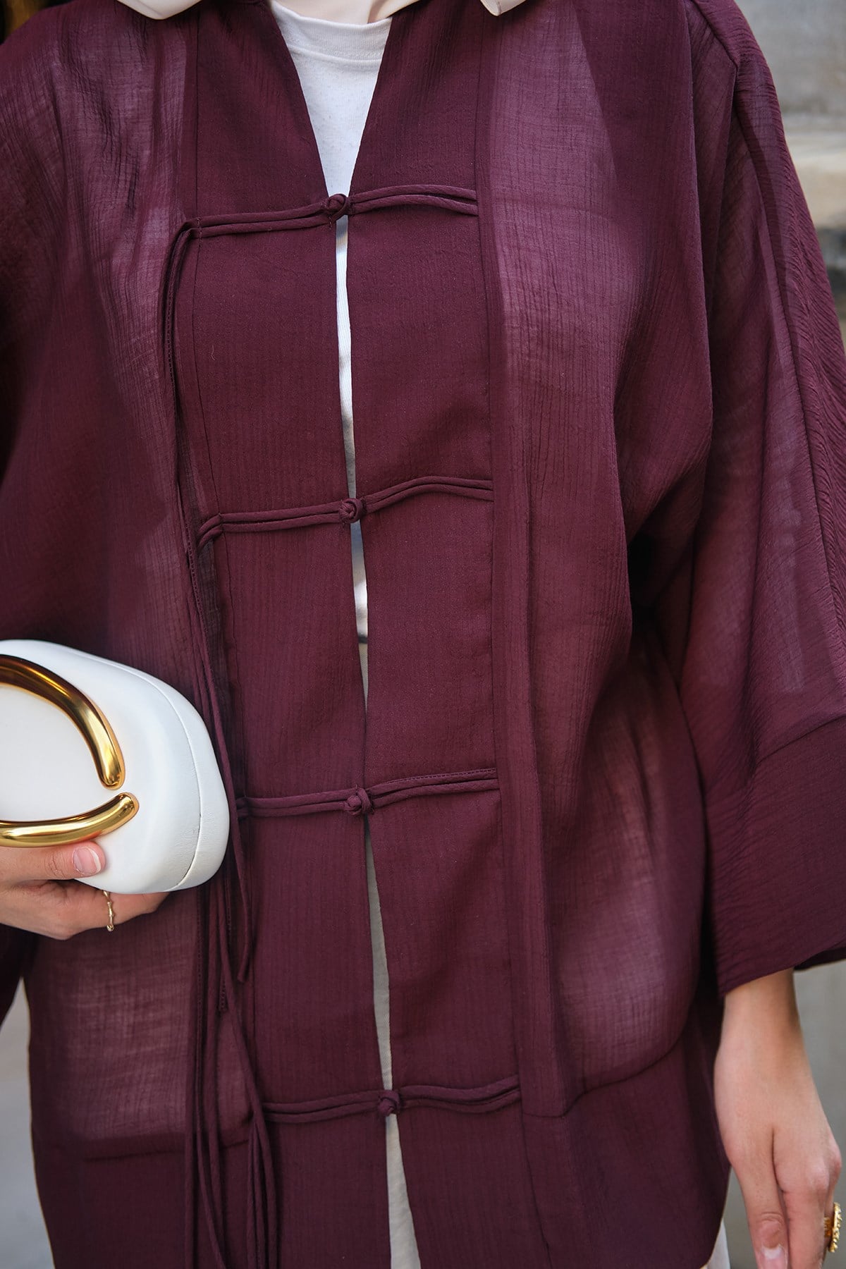 Ön Bağcık Detaylı Geniş Kol Hakim Yaka Tül Kimono Bordo
