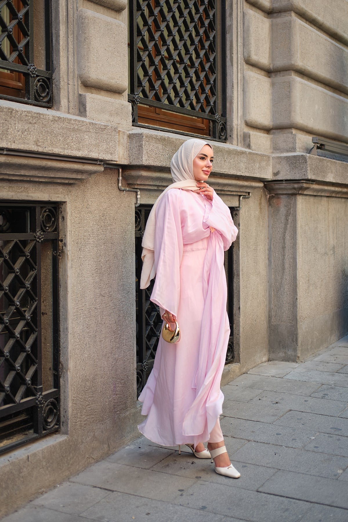 Ön Bağlamalı Pelerinli Elbise Pembe