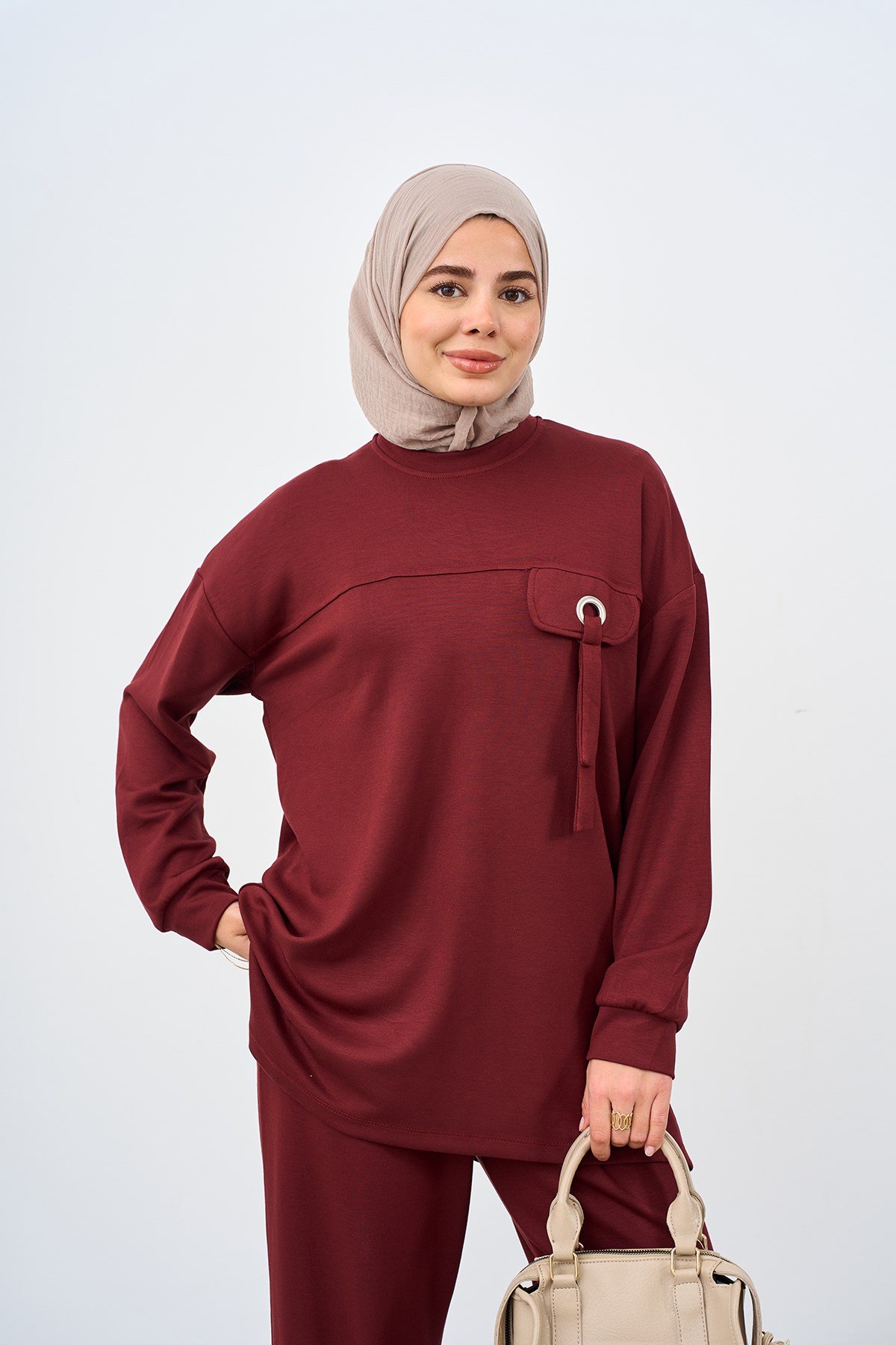 Önü Çimalı Tek Cep Görünümlü Pantolonlu Takım Bordo