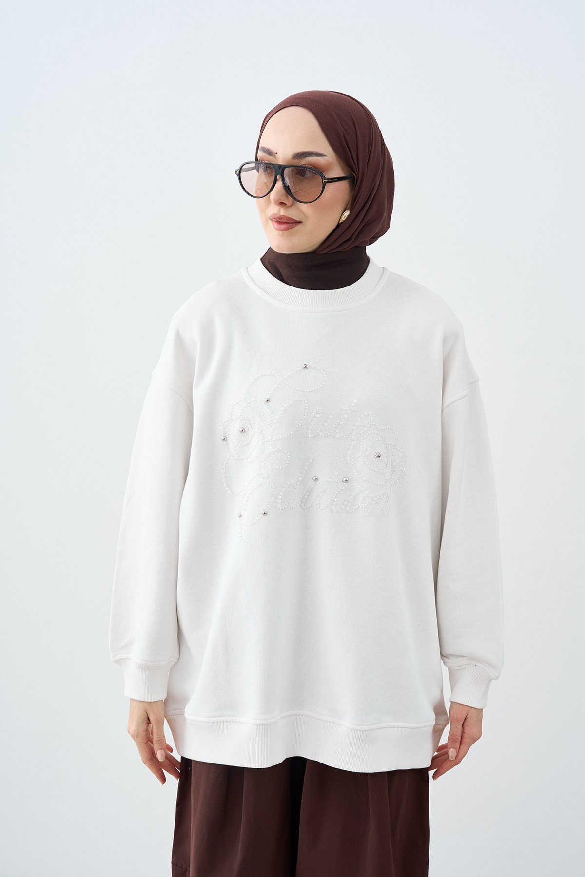 Önü İşlemeli Balon Kol Sweatshirt Ekru