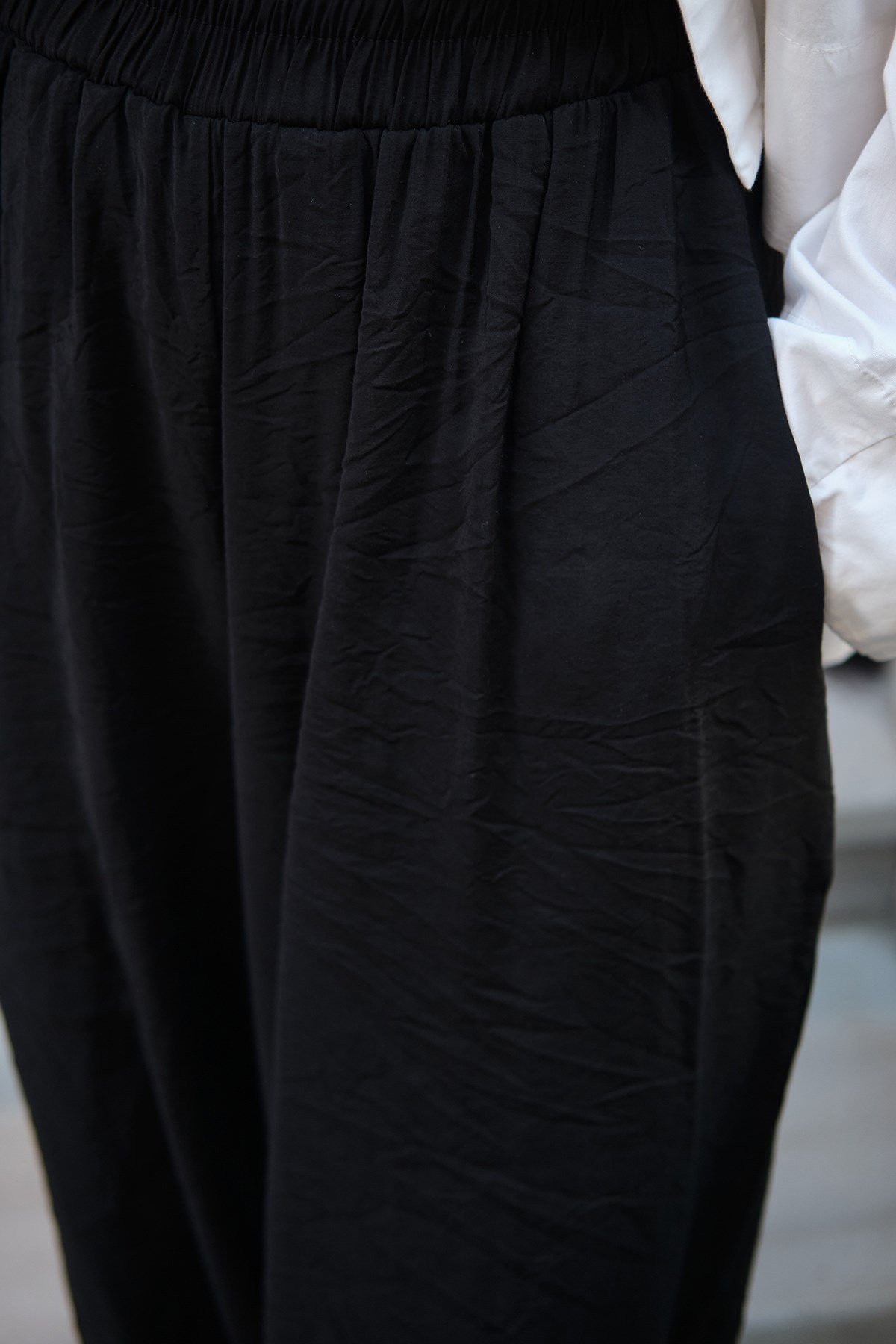 Paça Bağcıklı Beli Lastikli Modal Pantolon Siyah