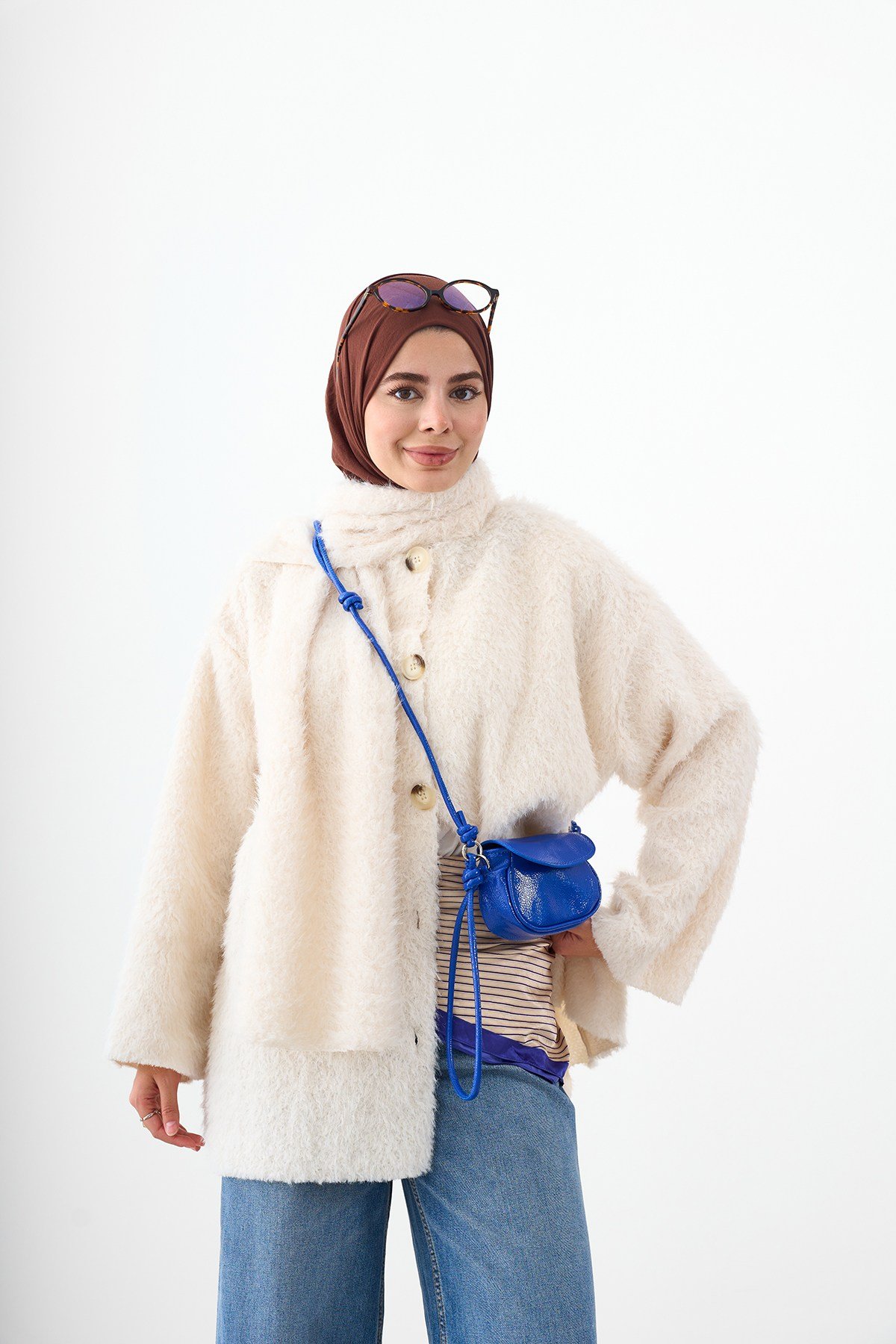 Peluş Detay Şallı Triko Hırka Bej