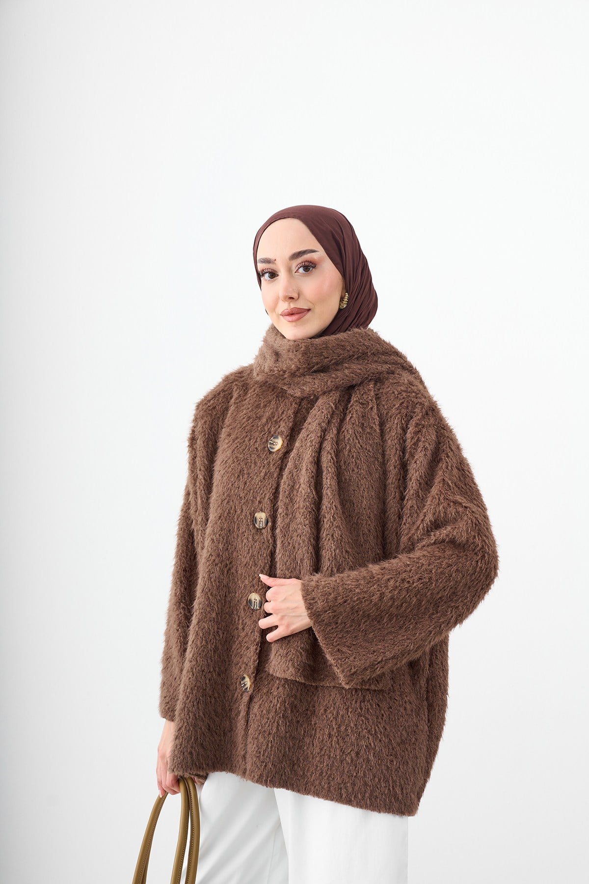 Peluş Detay Şallı Triko Hırka Kahverengi