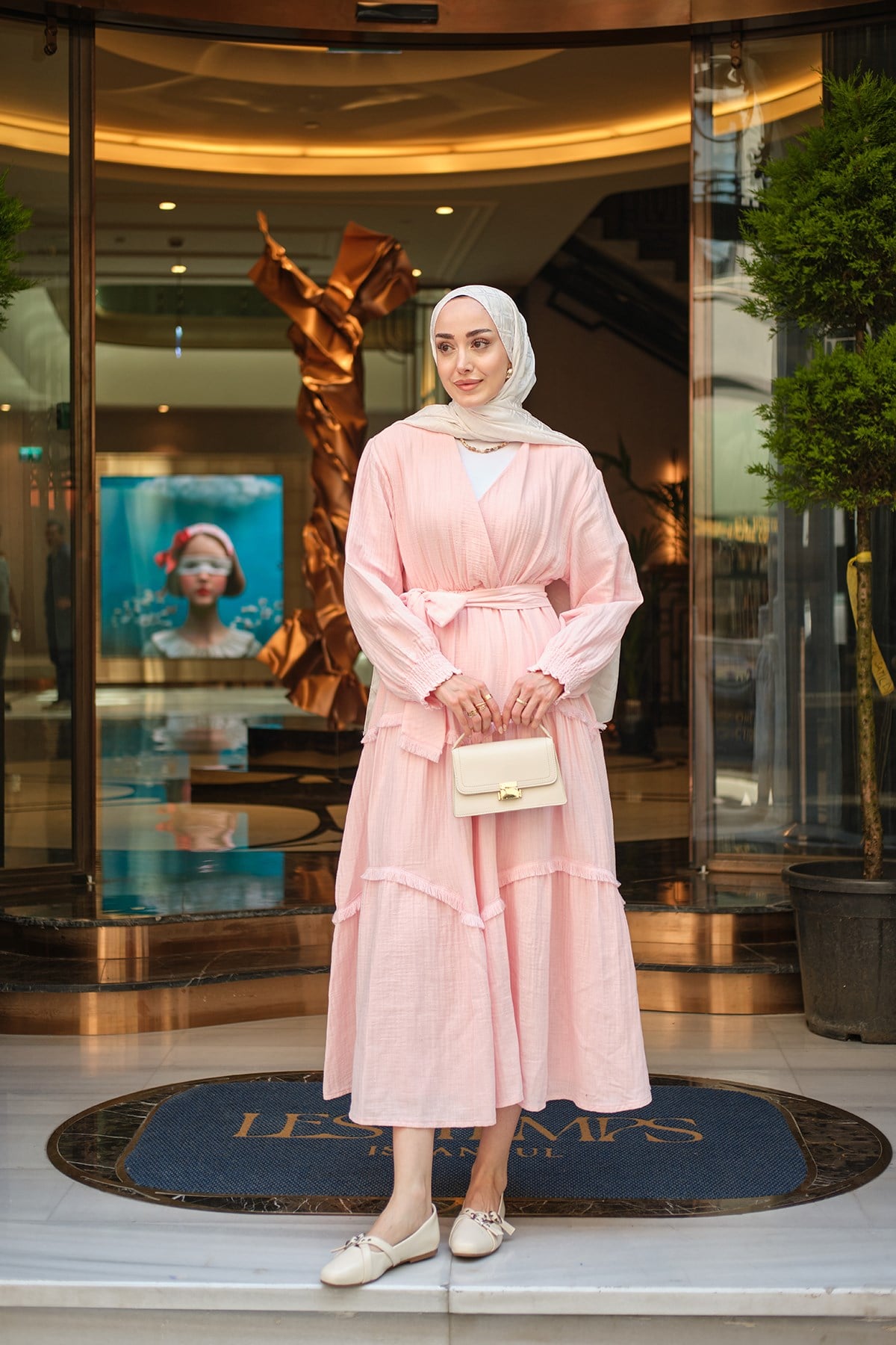 Püskül Detay V Yaka Bel Bağlamalı Elbise Pembe