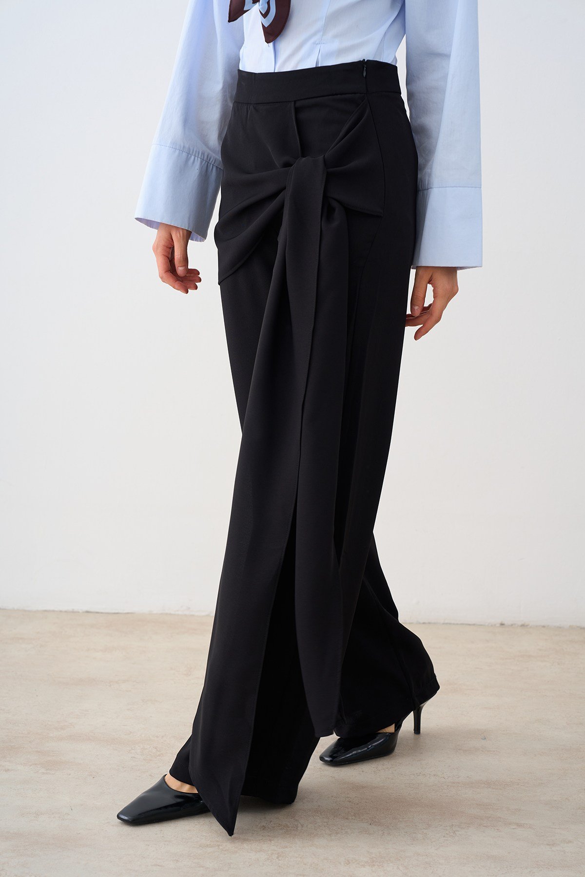 Şal Detaylı Pantolon Siyah