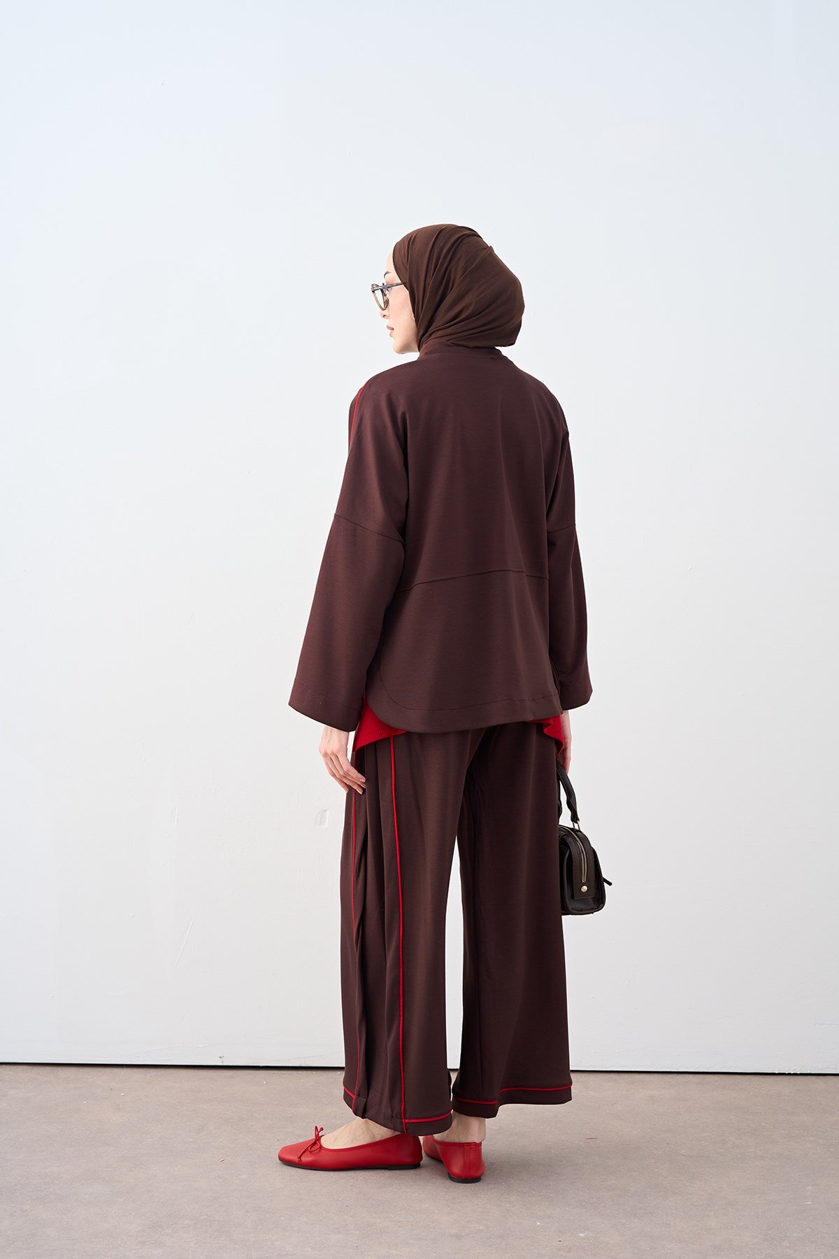 Şerit Detay Beli Lastikli Eşofman Takım Kahverengi