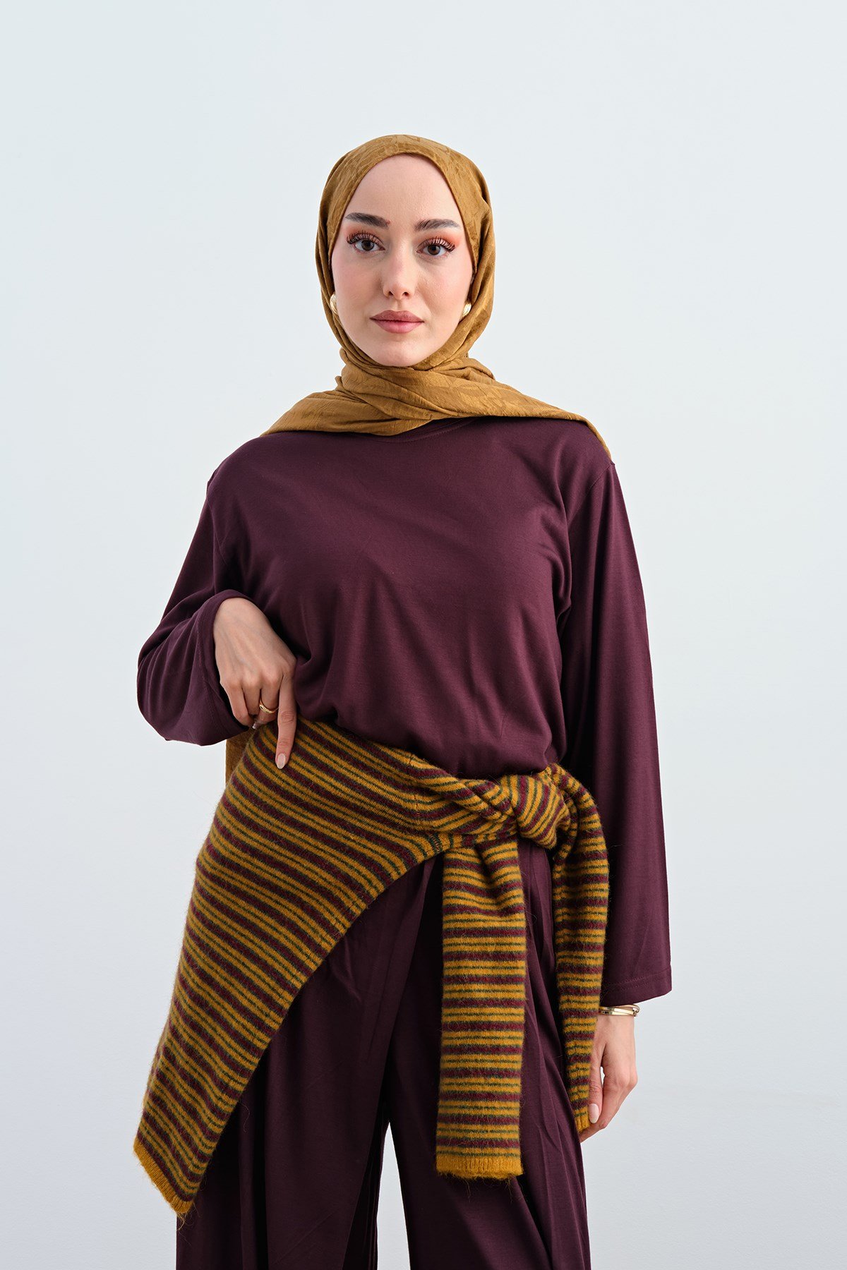 Sıfır Yaka Asimetrik Kesim Takım Bordo