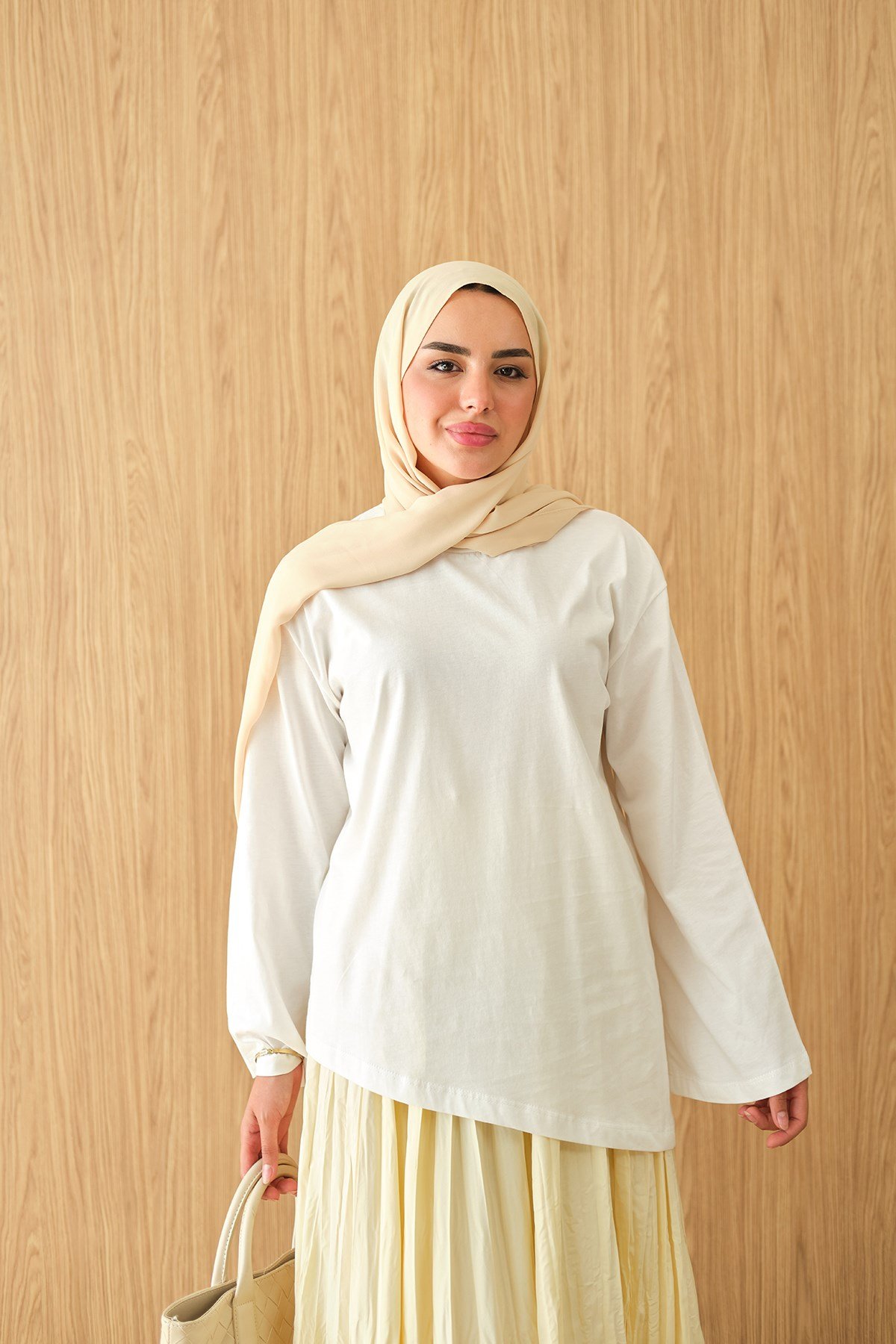 Sıfır Yaka Body Ekru
