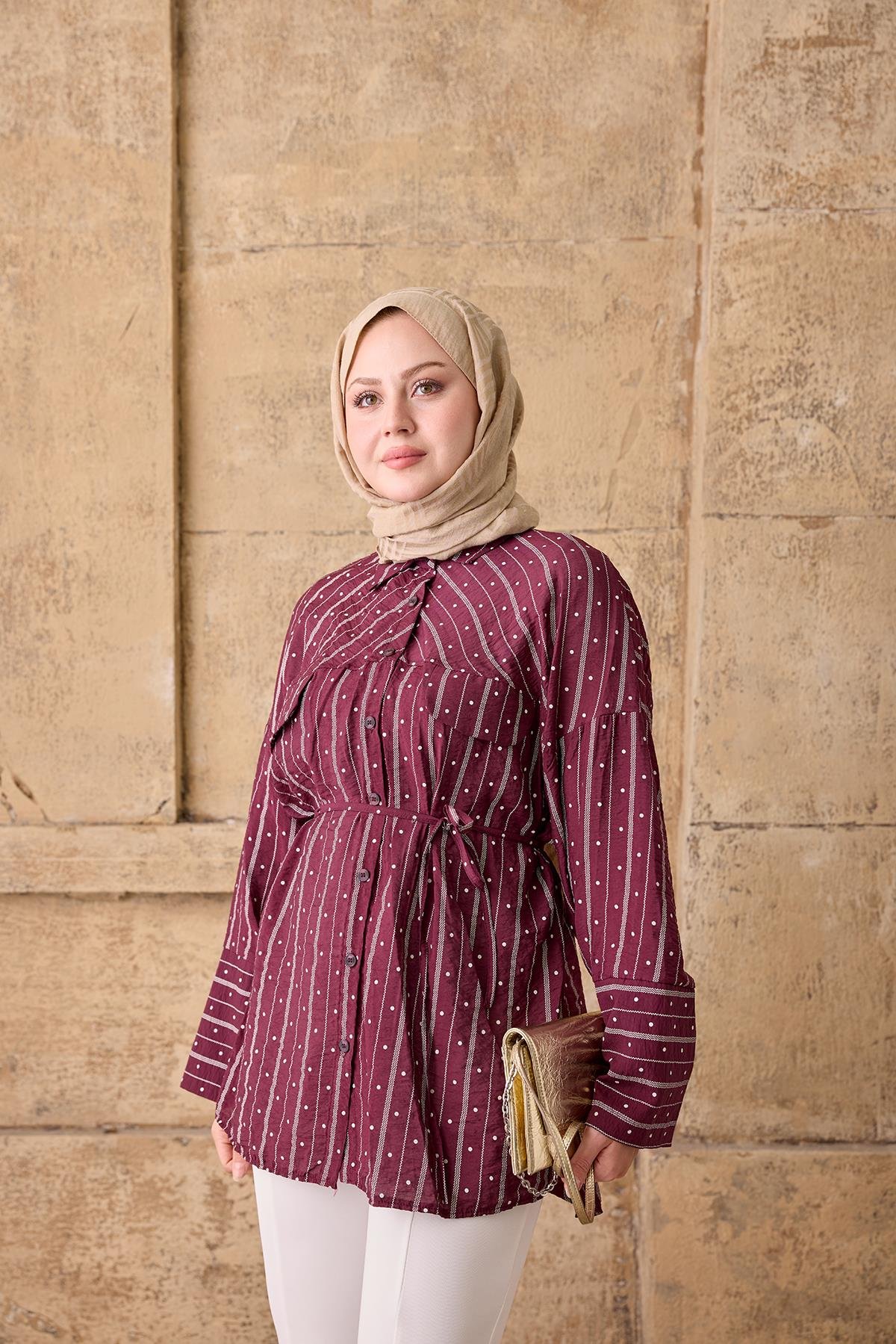 Simetrik Desen Bel Bağlamalı Gömlek Bordo