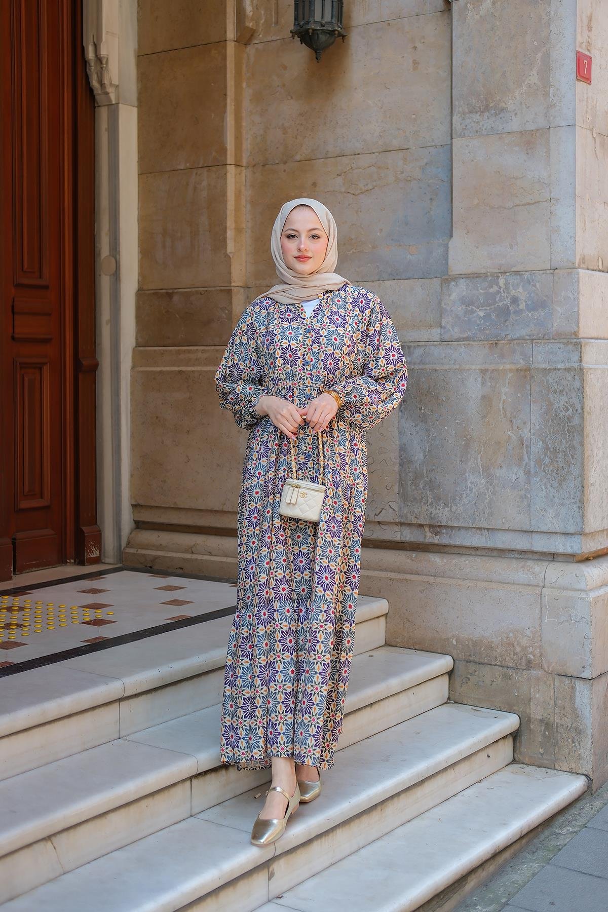 Stilize Çiçek Desenli Elbise Lacivert