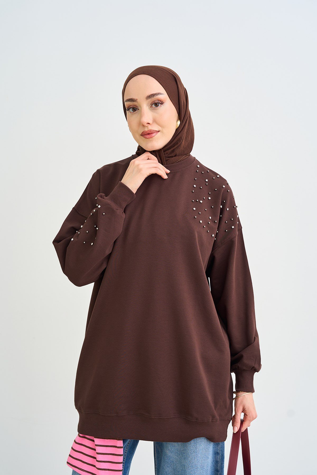 Taş Ve İnci Detaylı Sweatshirt Kahverengi