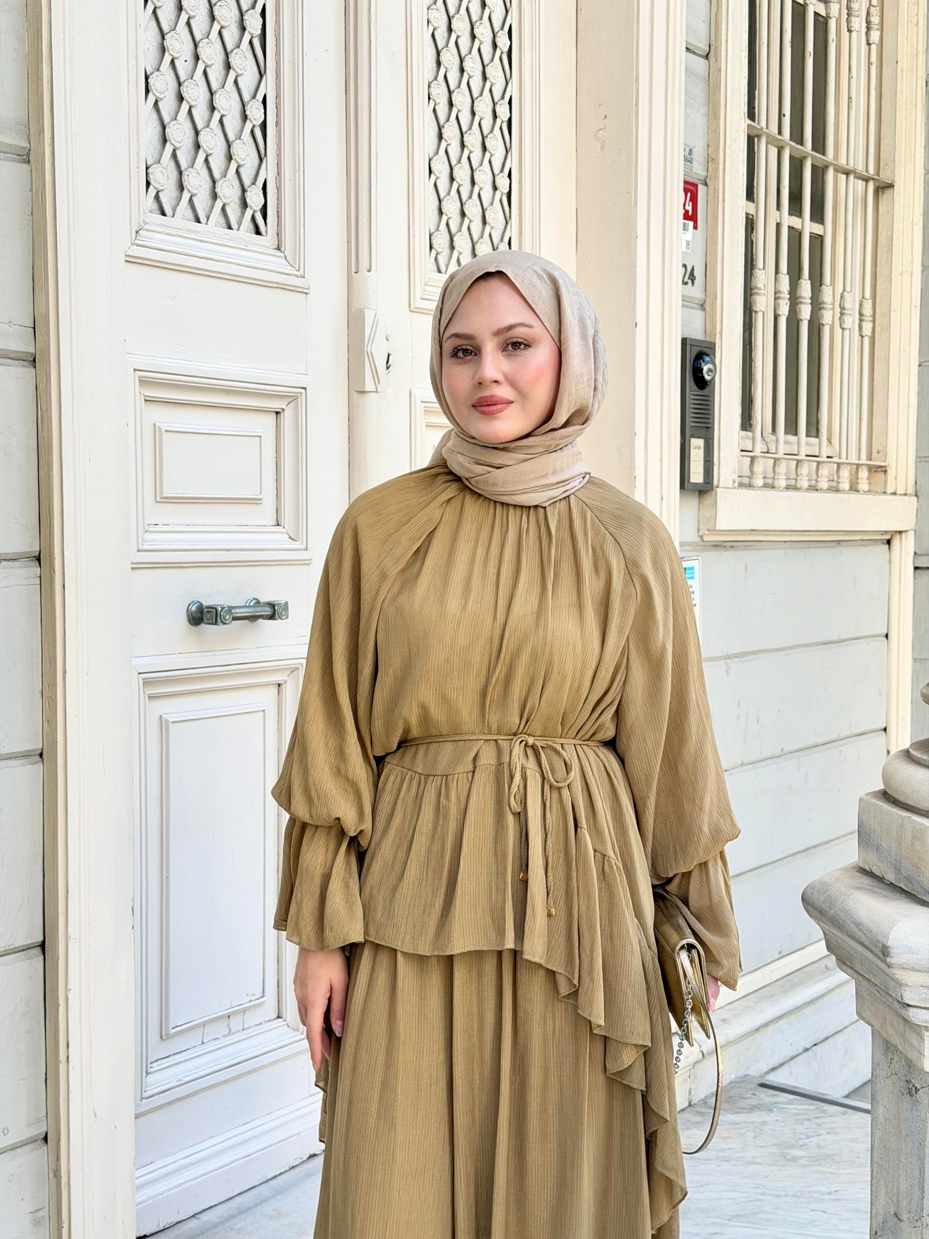 Tül Detay Bel Bağlamalı Pantolonlu Takım Yağ Yeşil