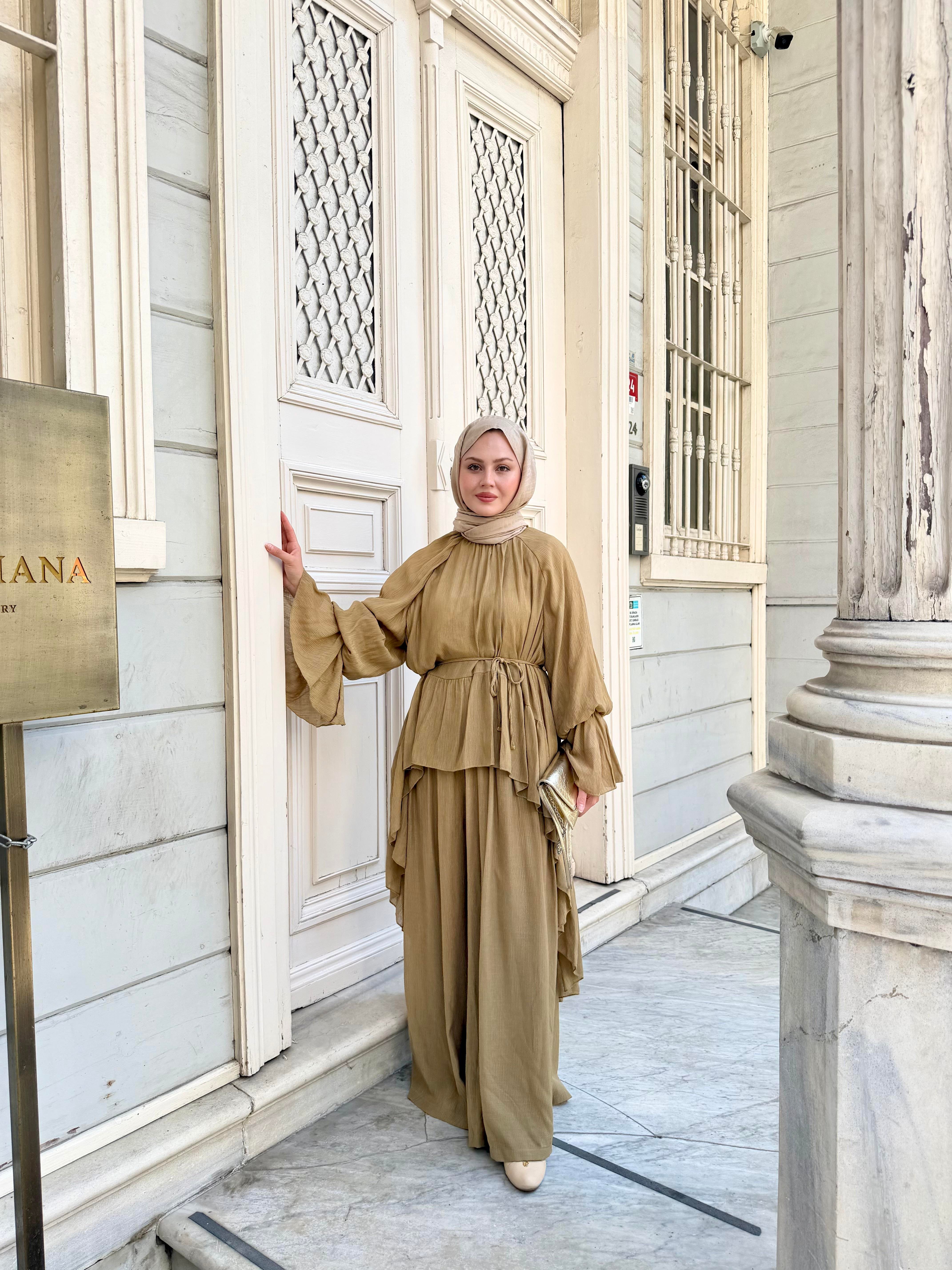 Tül Detay Bel Bağlamalı Pantolonlu Takım Yağ Yeşil