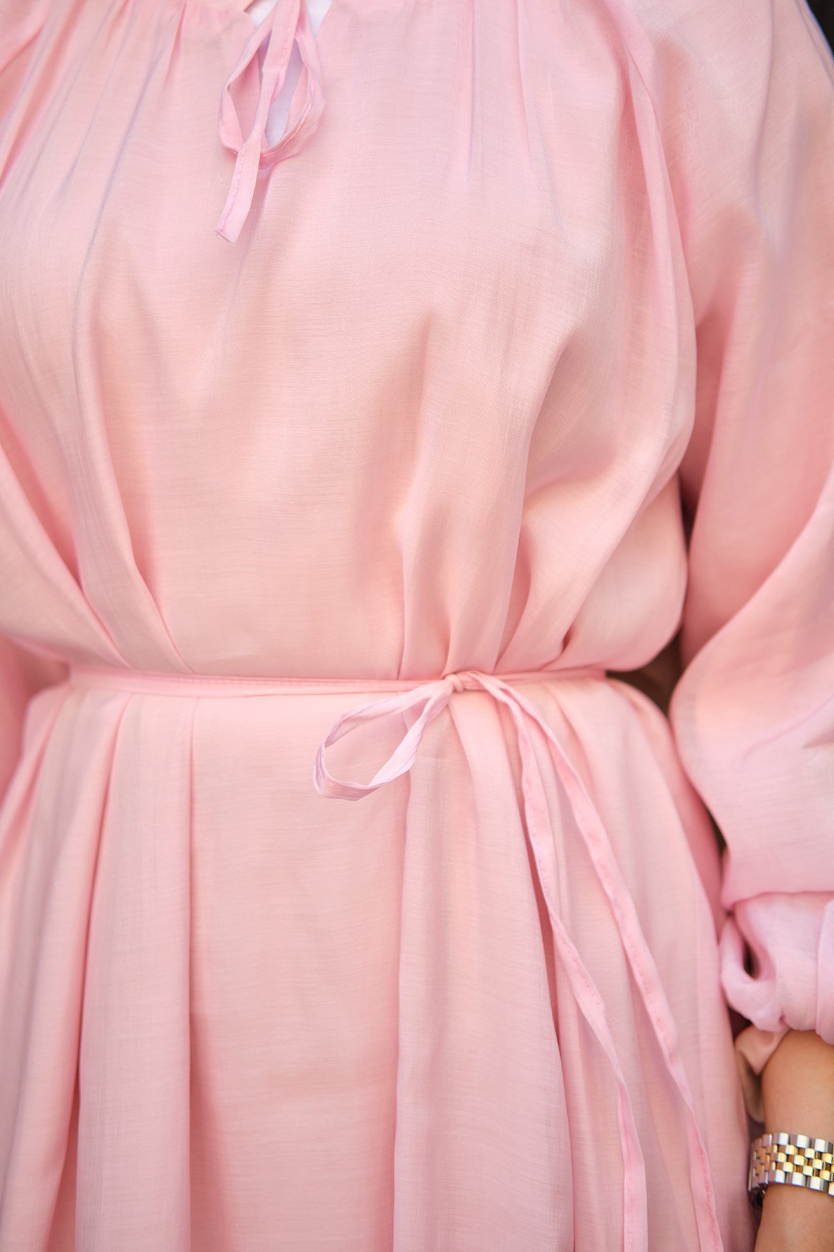 Yaka Bağcıklı Etek Kısmı Fırfır Detay Elbise Pembe