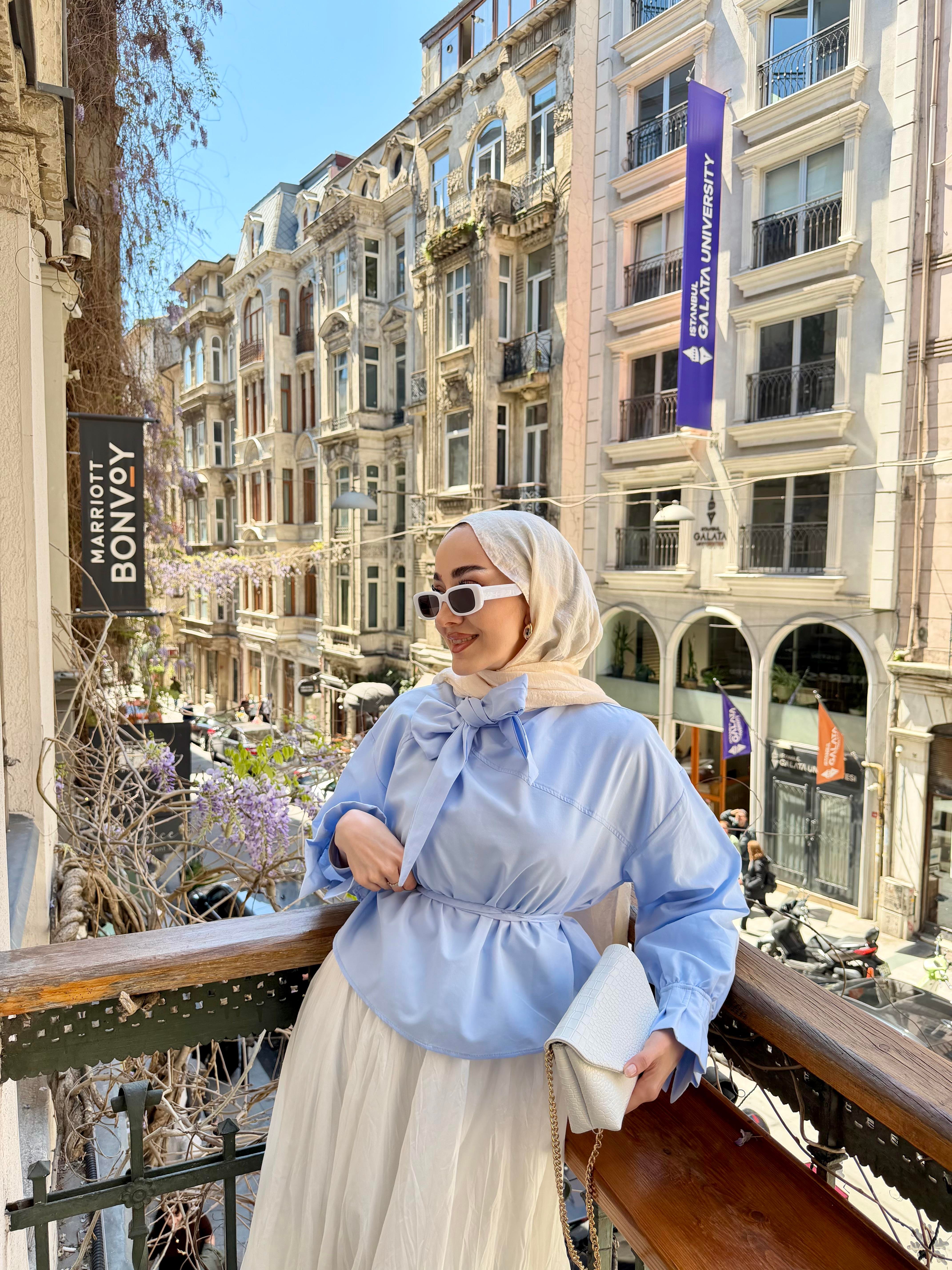 Yaka Bağlamalı Çima Detay Bel Bağlamalı Bluz Mavi