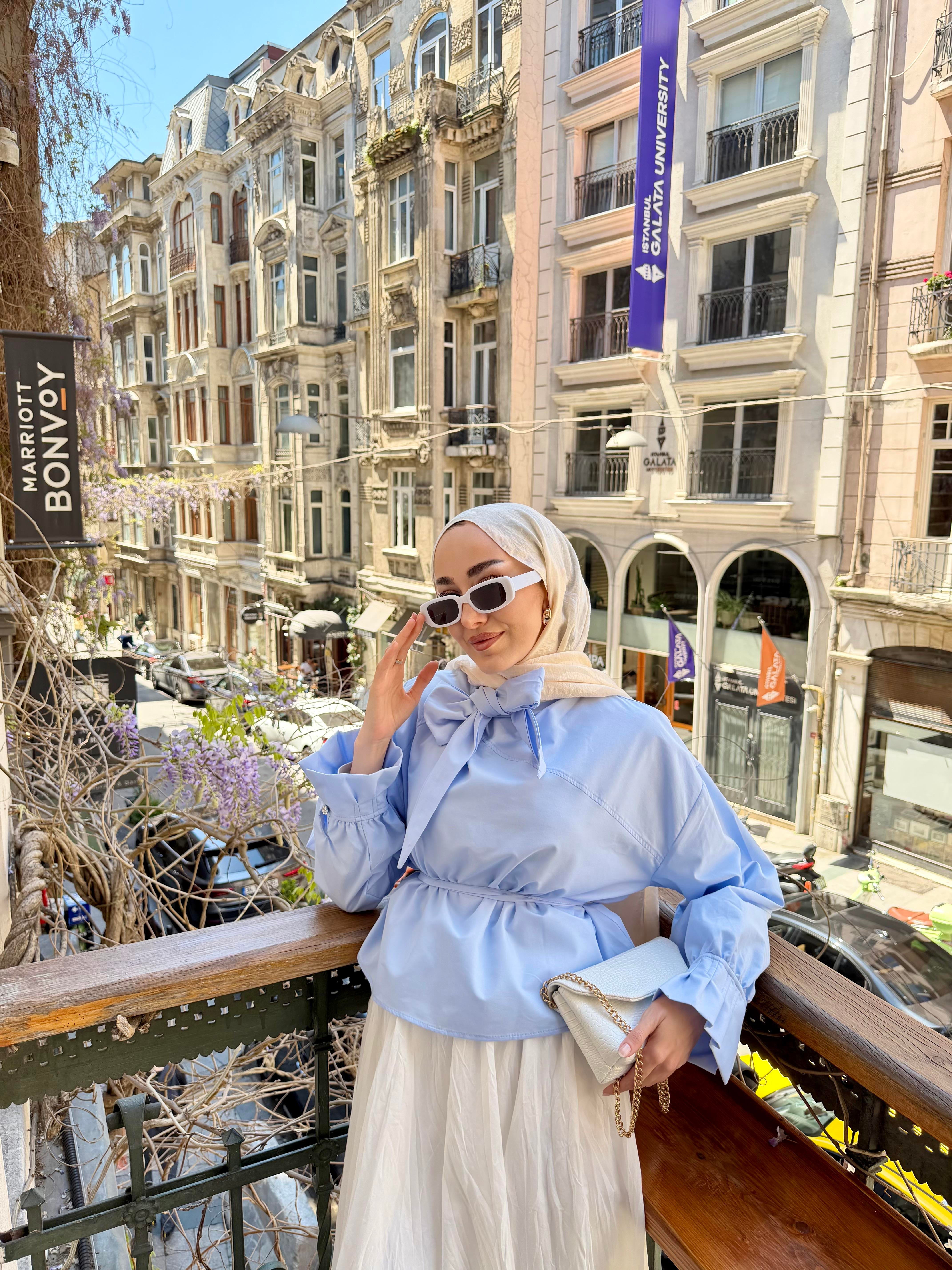 Yaka Bağlamalı Çima Detay Bel Bağlamalı Bluz Mavi