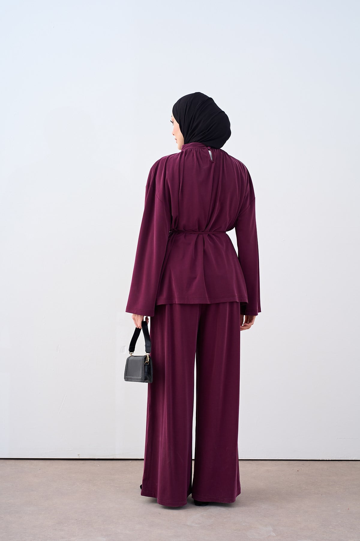 Yaka Büzgülü Bel Bağlamalı Takım Mürdüm
