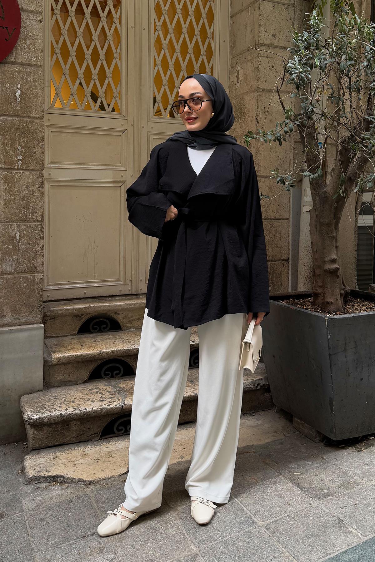 Yaka Tek Düğme Detay Bel Bağlamalı Kimono Siyah