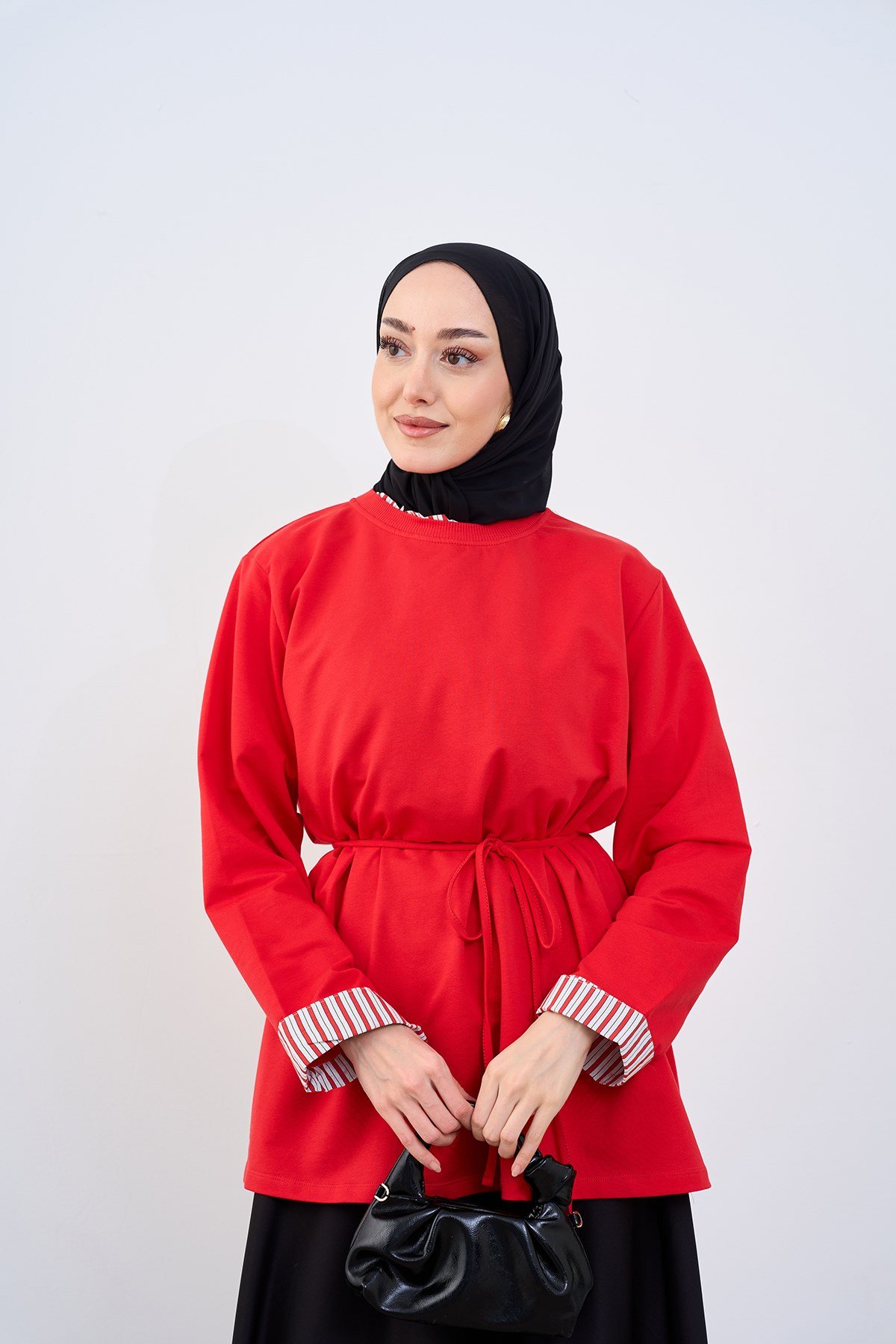 Yaka Ve Kolları Çizgi Garnili Bel Bağlamalı Sweatshirt Kırmızı