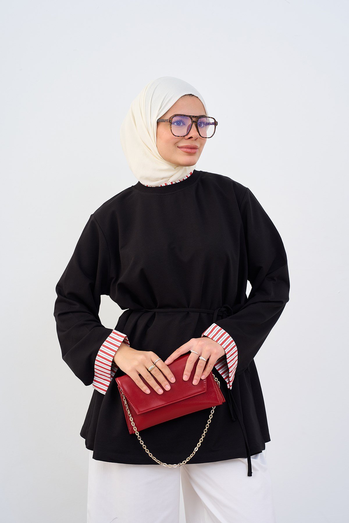 Yaka Ve Kolları Çizgi Garnili Bel Bağlamalı Sweatshirt Siyah