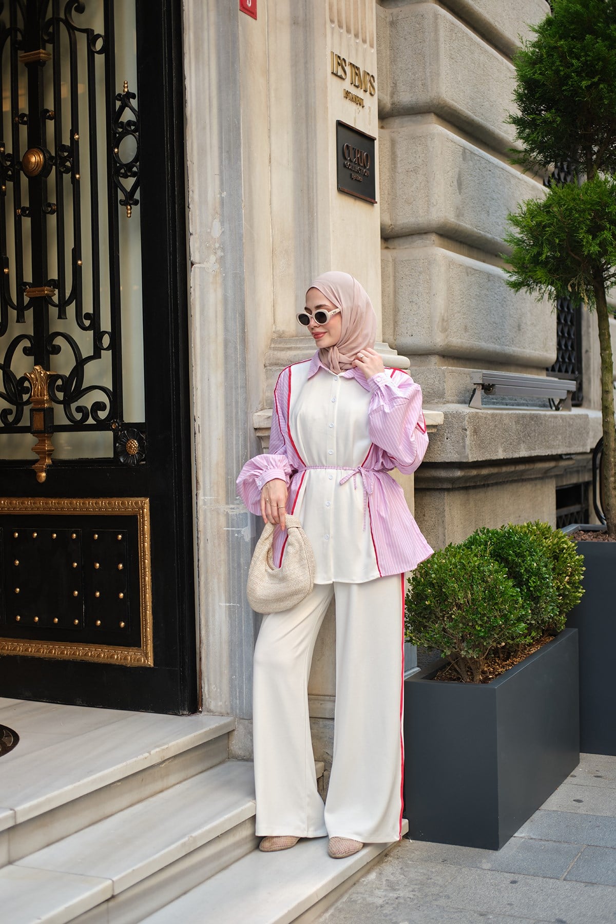 Yakası Çizgi Detay Bel Bağlamalı Gömlek Takım Pembe