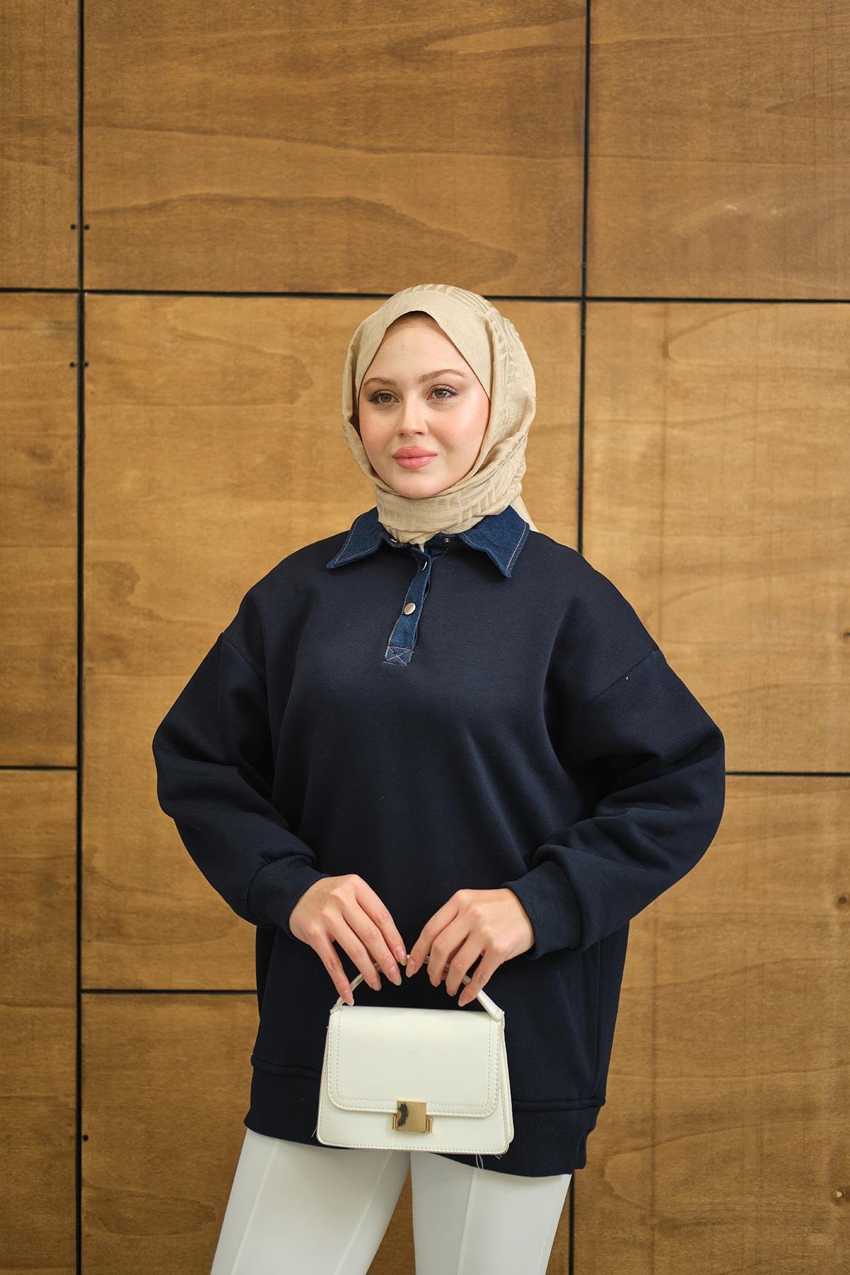 Yakası Kot Detay Sweat Lacivert