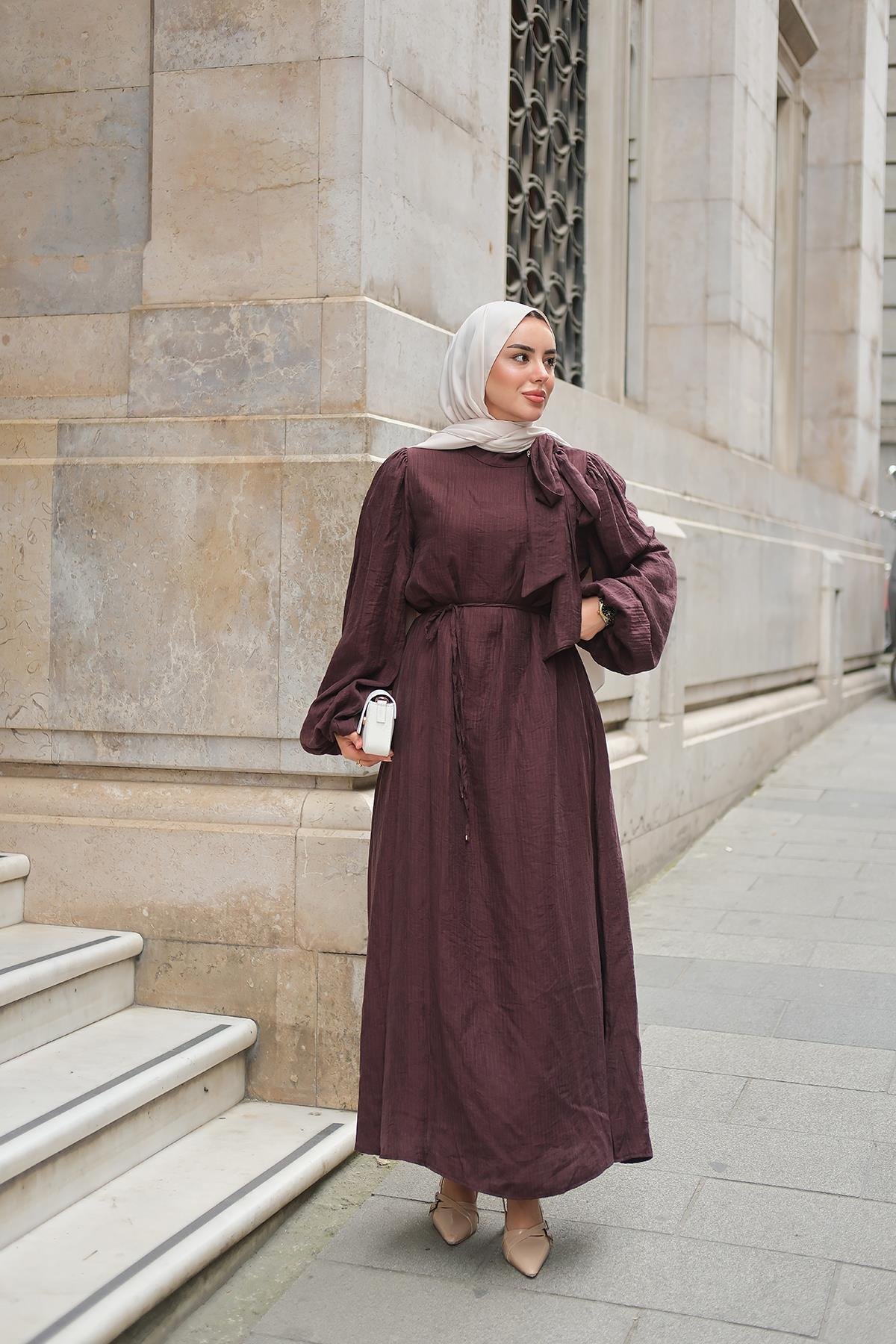 Yandan Dört Düğme Detay Bel Bağlamalı Elbise Bordo
