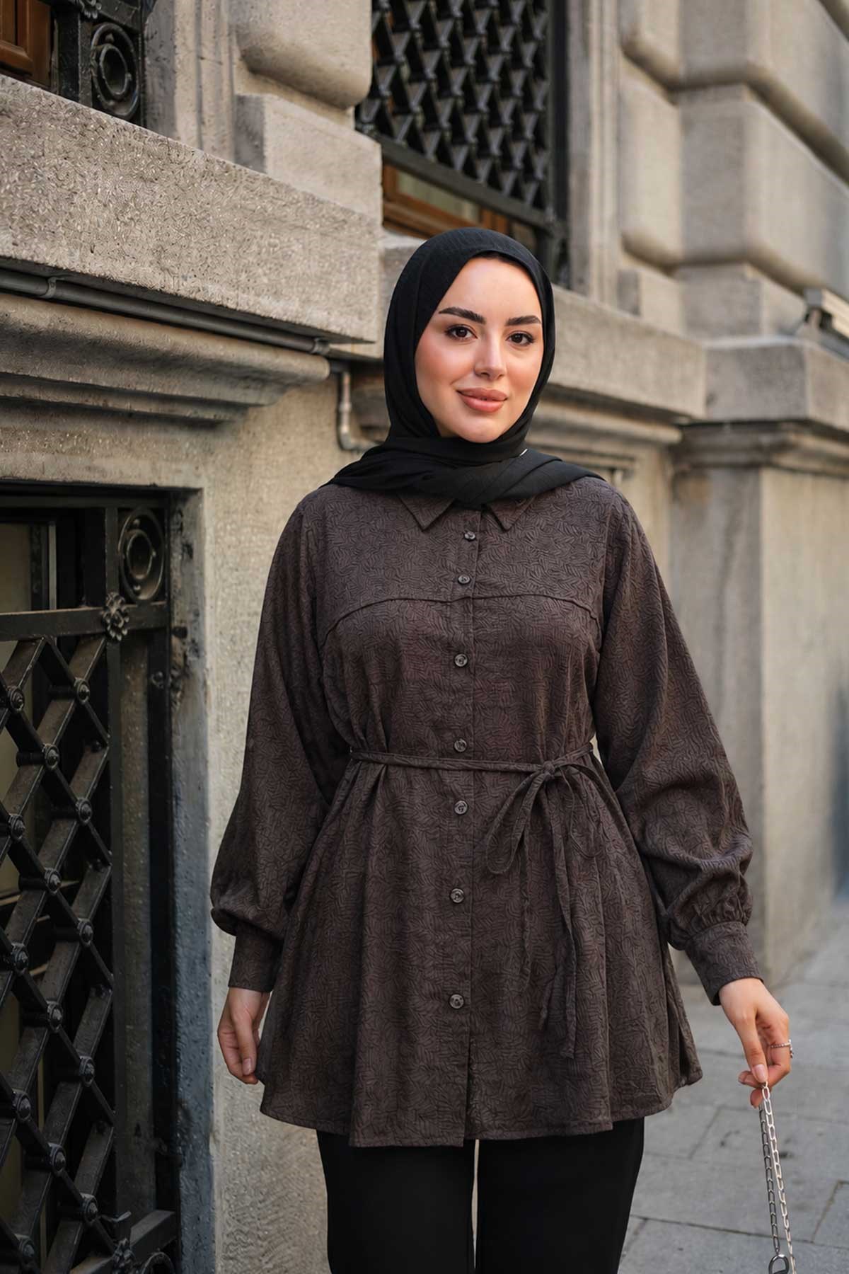 Yaprak Desenli Bel Bağlamalı Gömlek Kahverengi