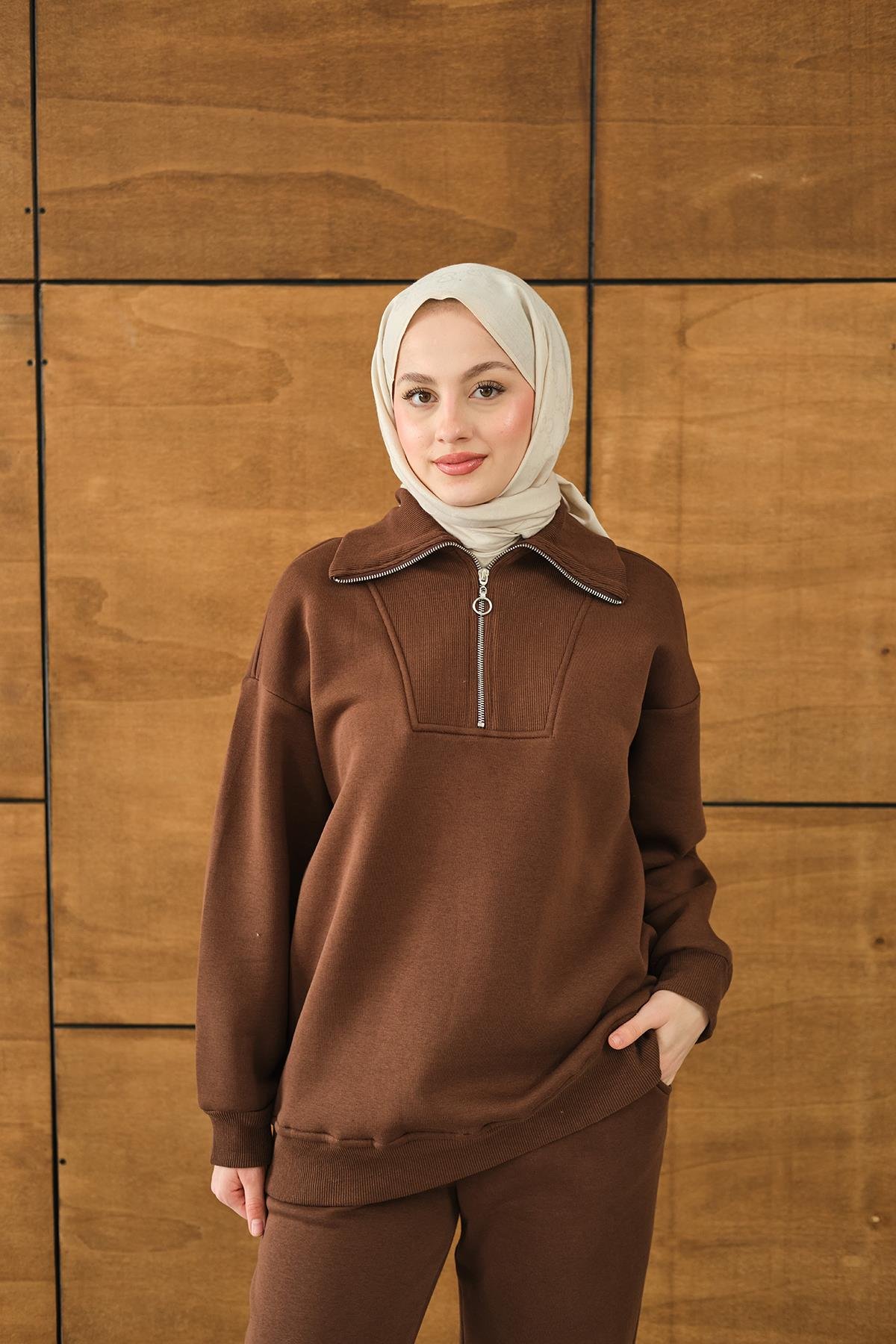 Yarım Fermuarlı Sweat Kahverengi