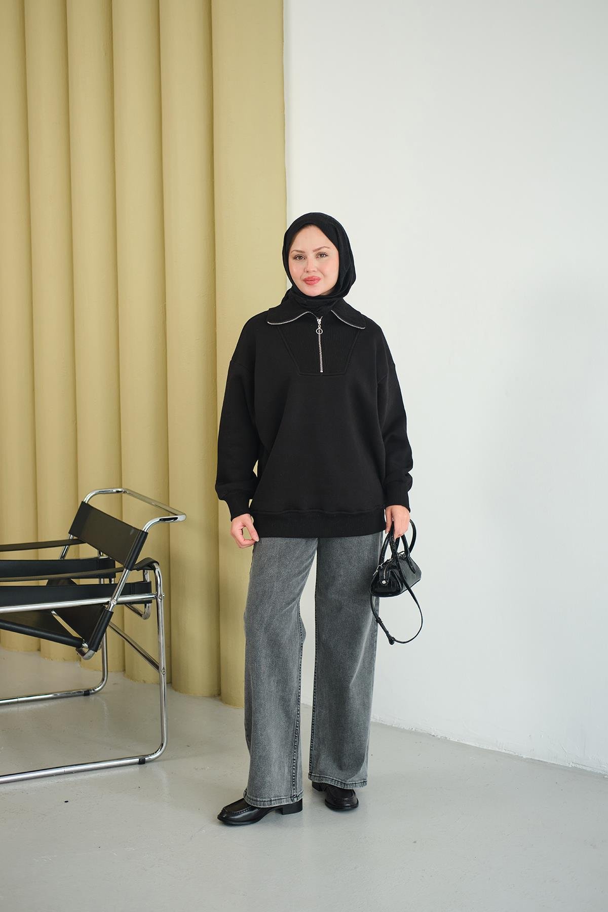 Yarım Fermuarlı Sweat Siyah