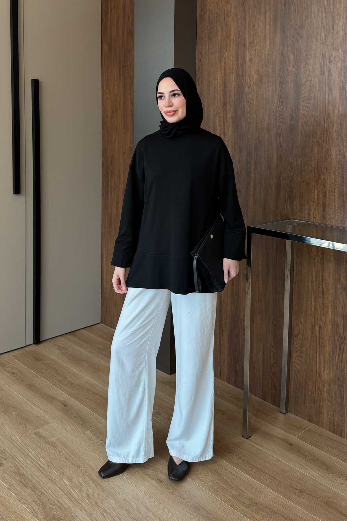 Yırtmaç Detay Bisiklet Yaka Tunik Siyah