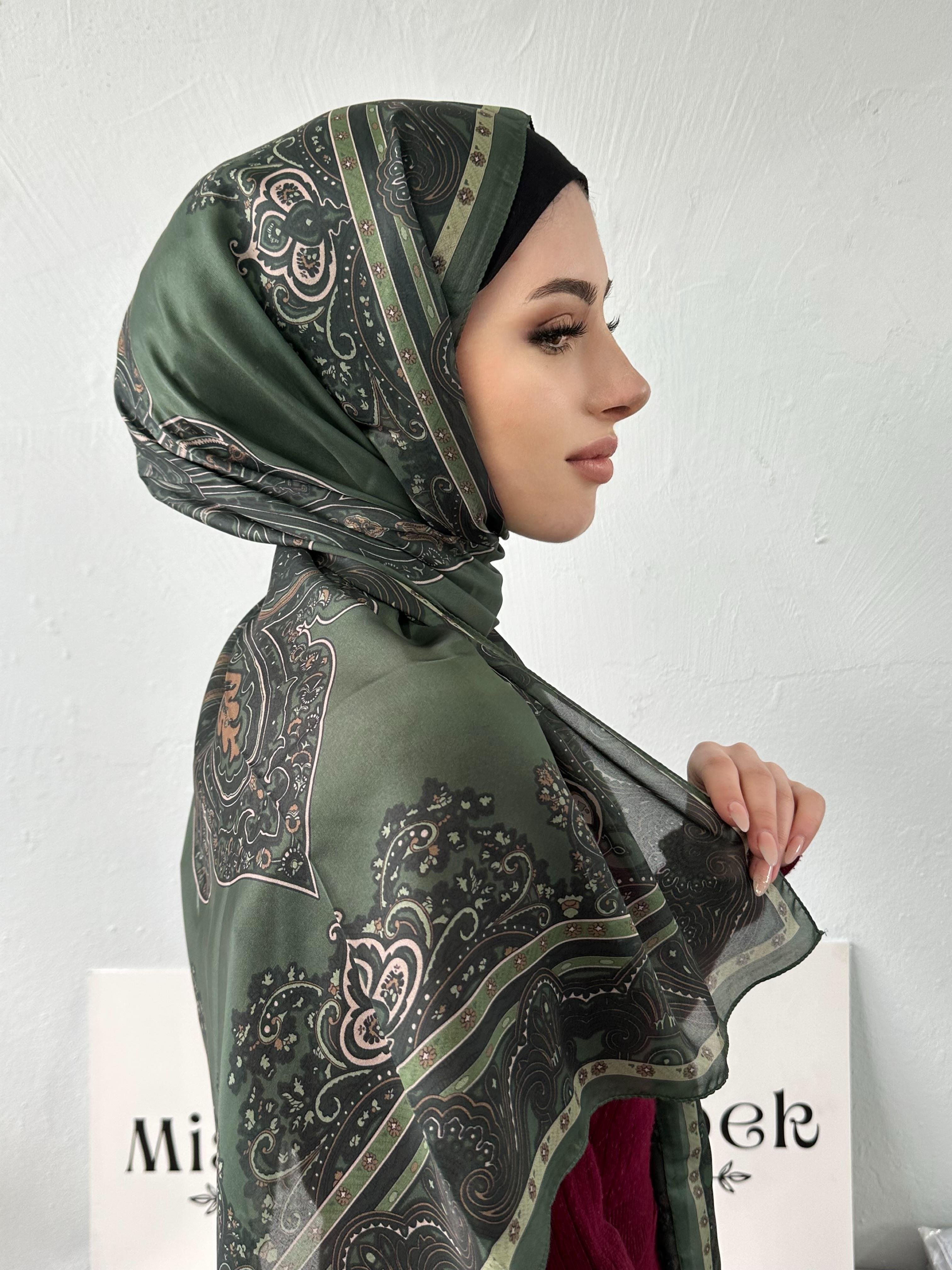 Benetton Hint ipeği şal 