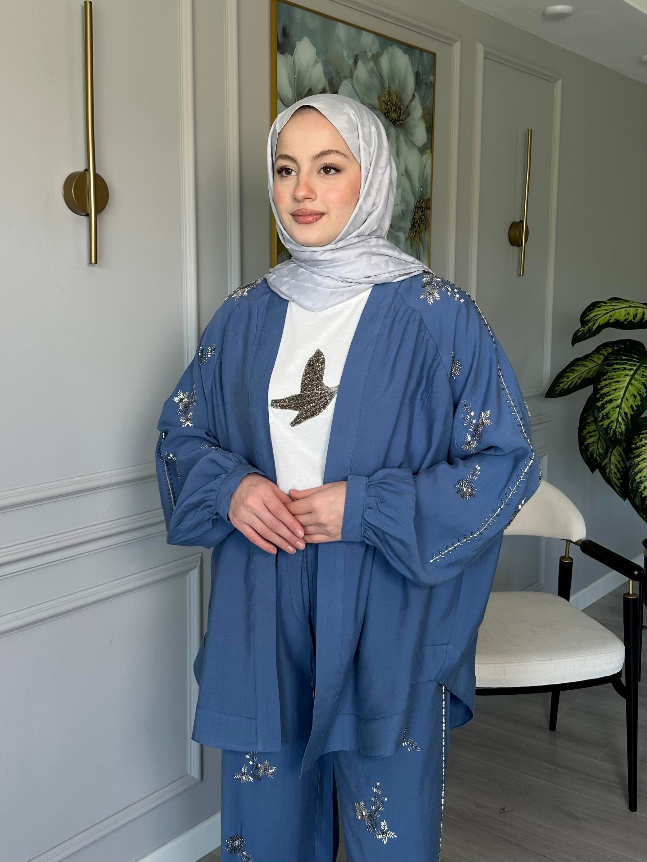 İndigo Kimono – Tensel Kumaş, Sırtı ve Kolları Taş İşlemeli