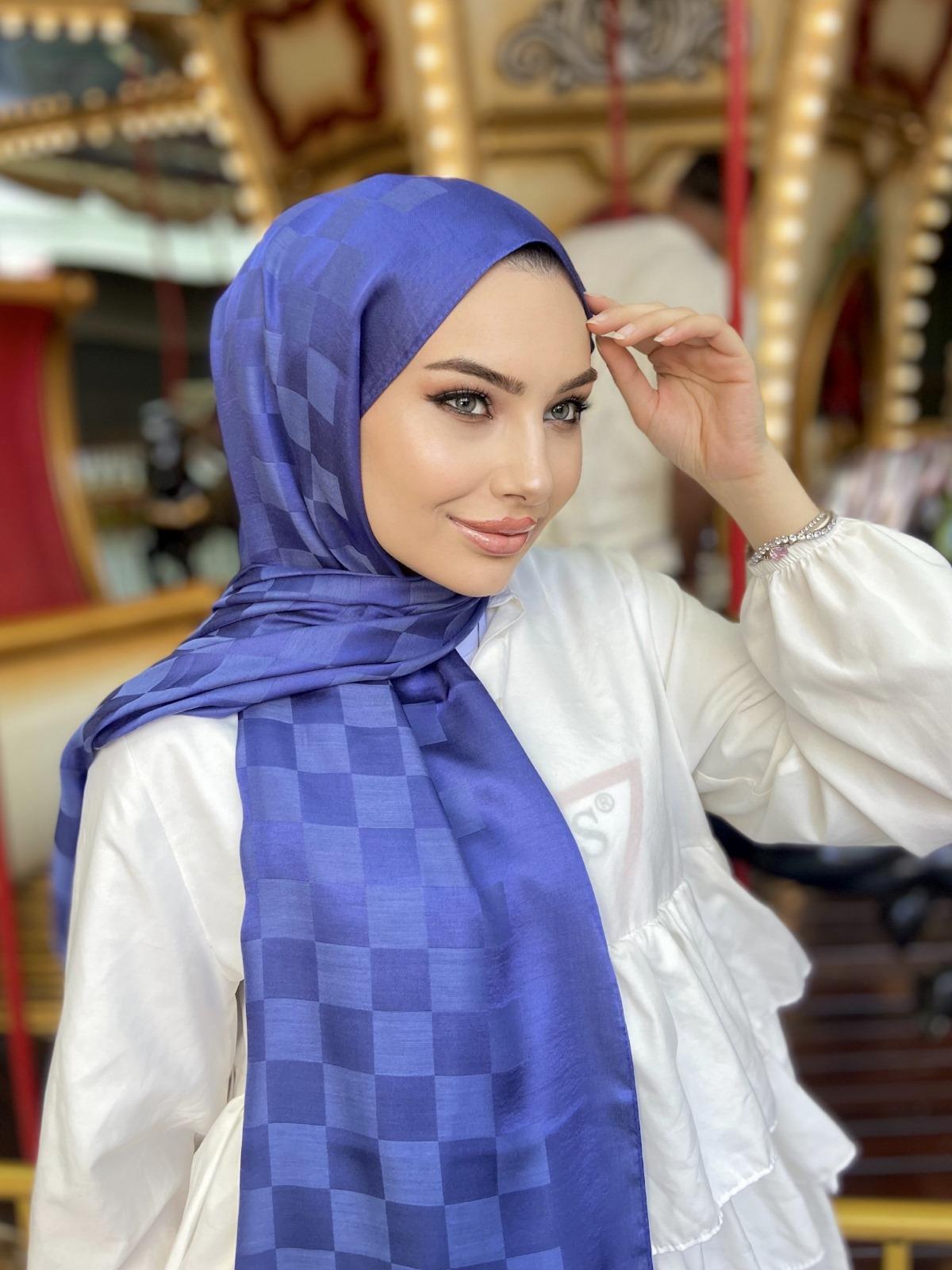 Saks Mavi Dama Desen İpekli Pamuk Şal