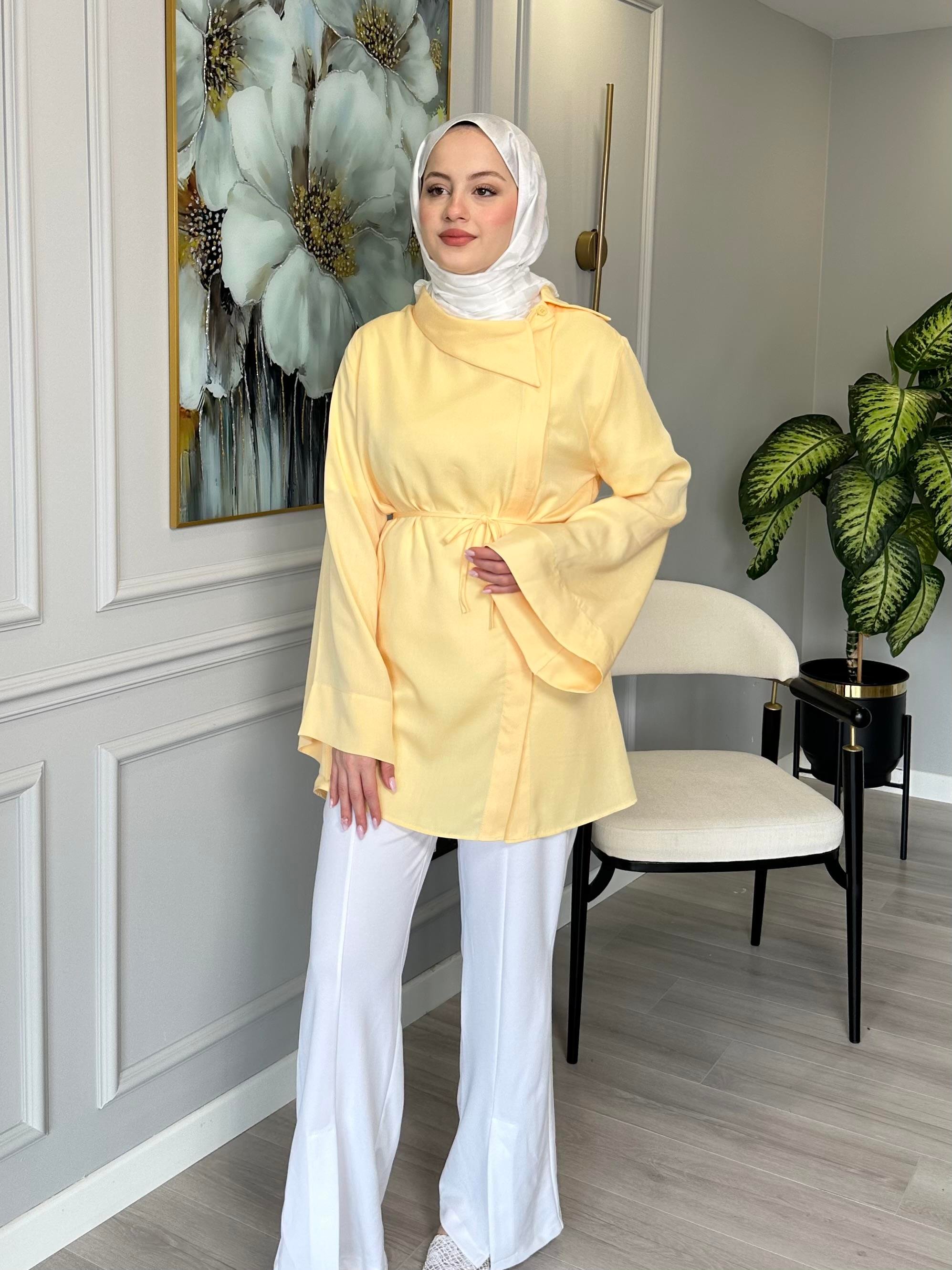 Sarı Yaka Detaylı Salaş Tunik