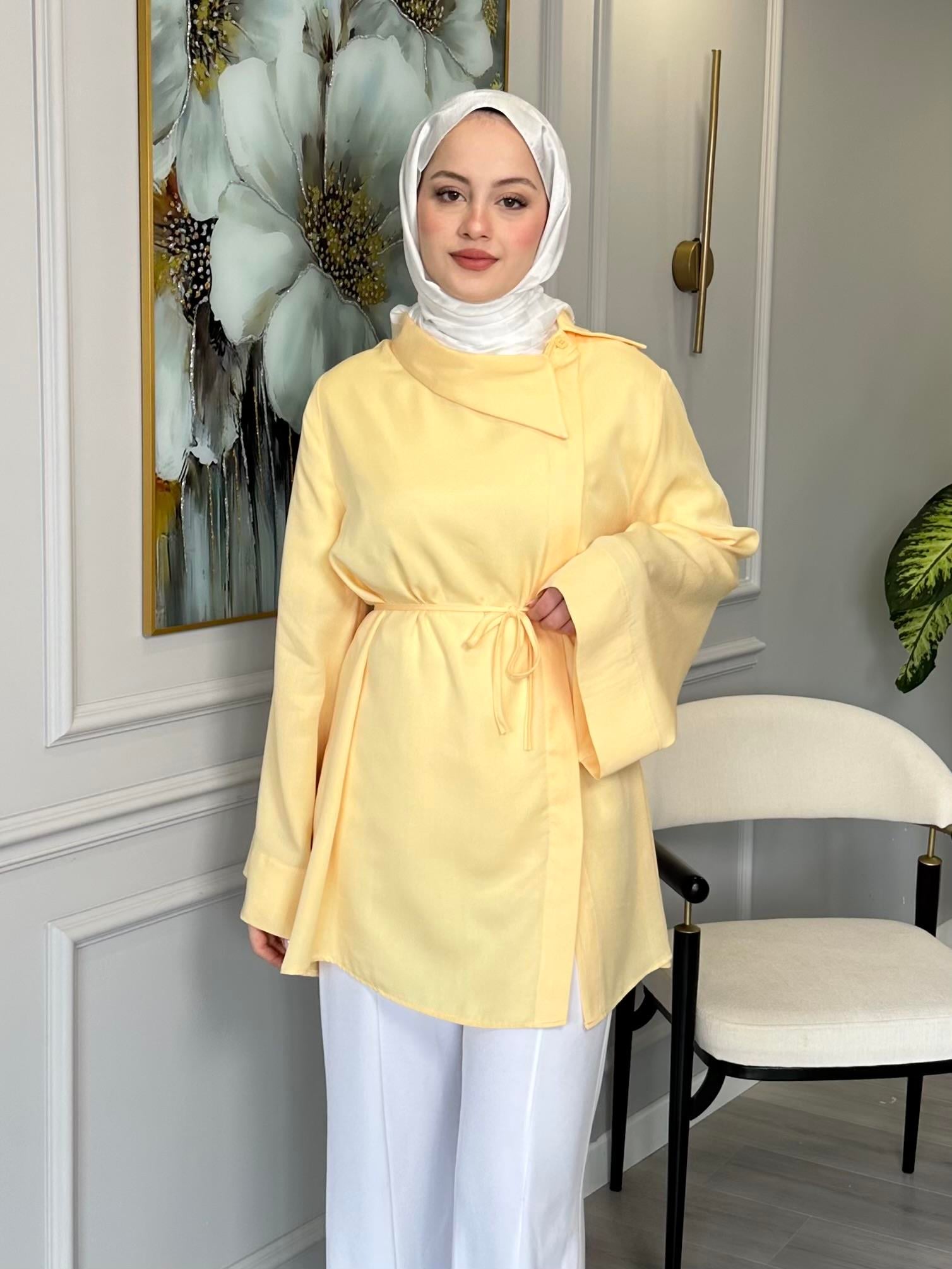 Sarı Yaka Detaylı Salaş Tunik