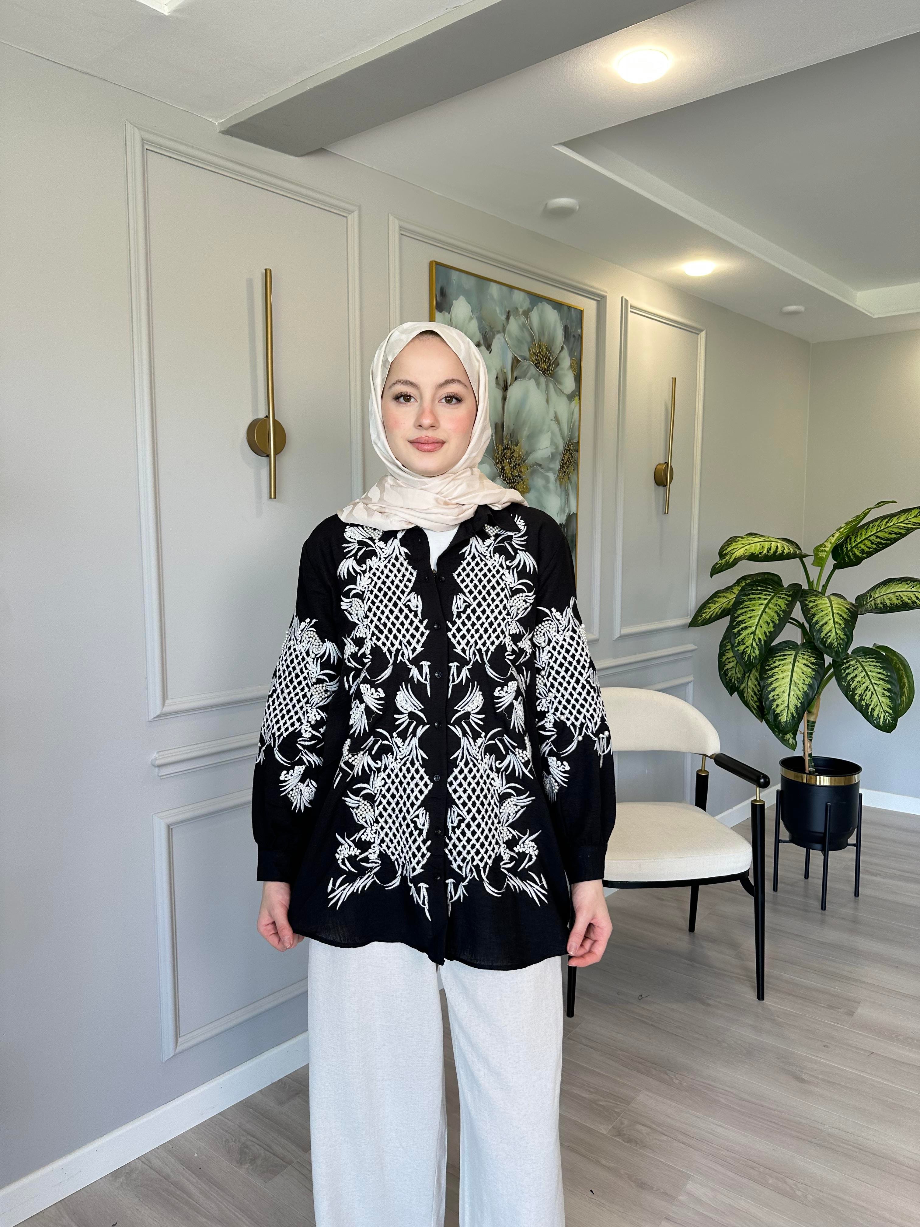 Siyah Gömlek – Keten Kumaş, Önü Nakış İşlemeli