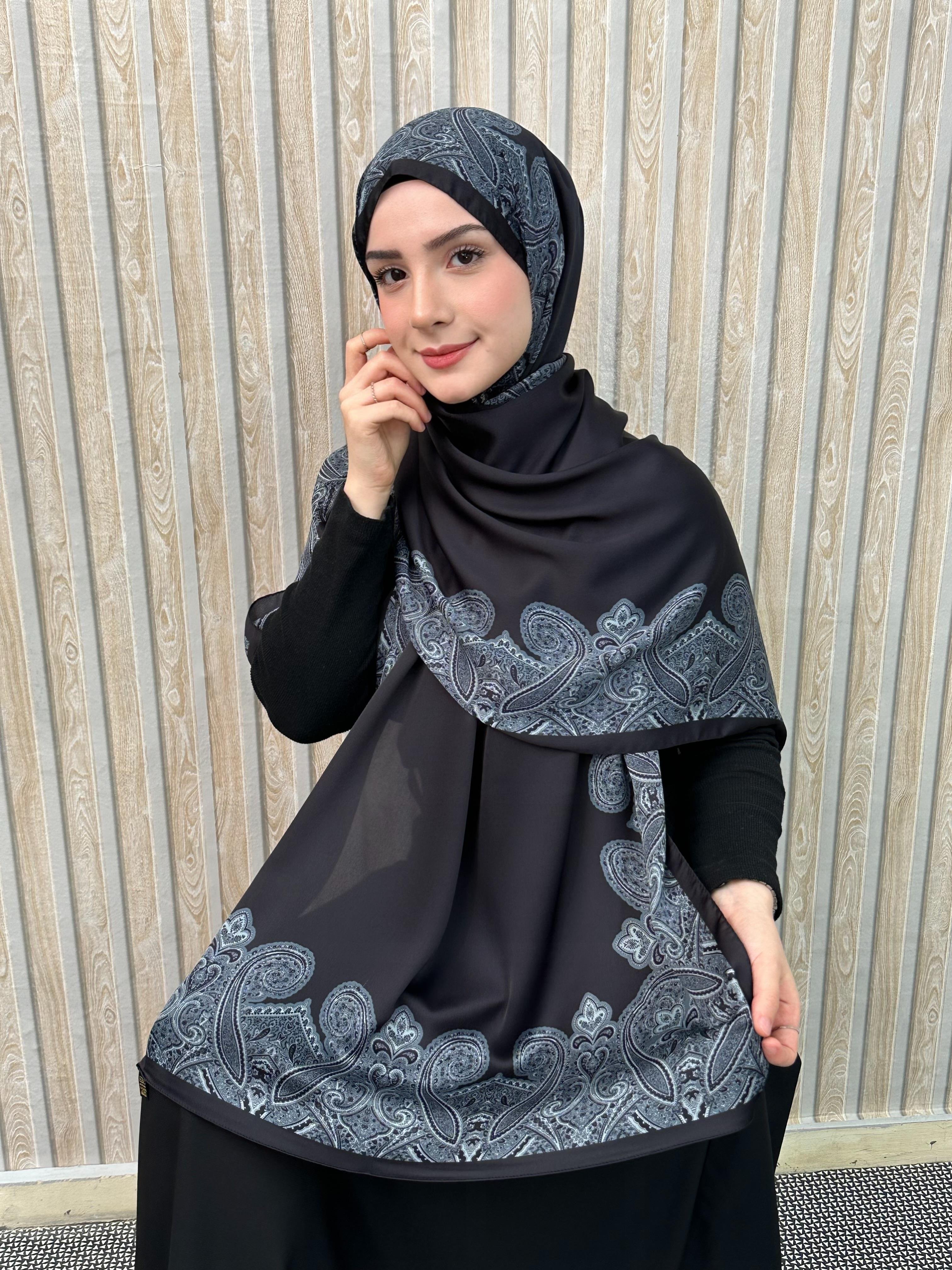 SiyahBeyaz Roza Deluxe İpek Şal