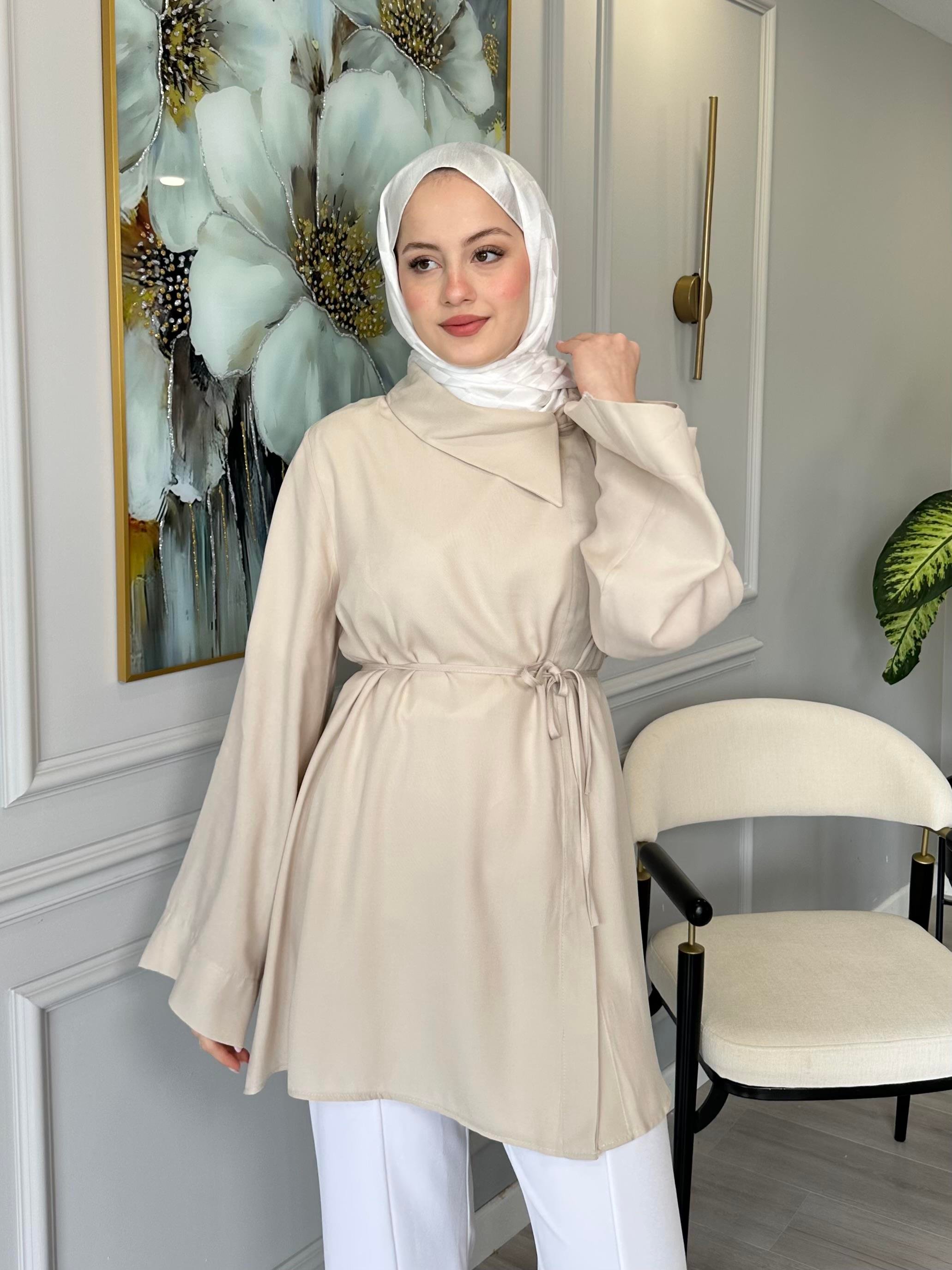 Taş Renk Yaka Detaylı Salaş Tunik