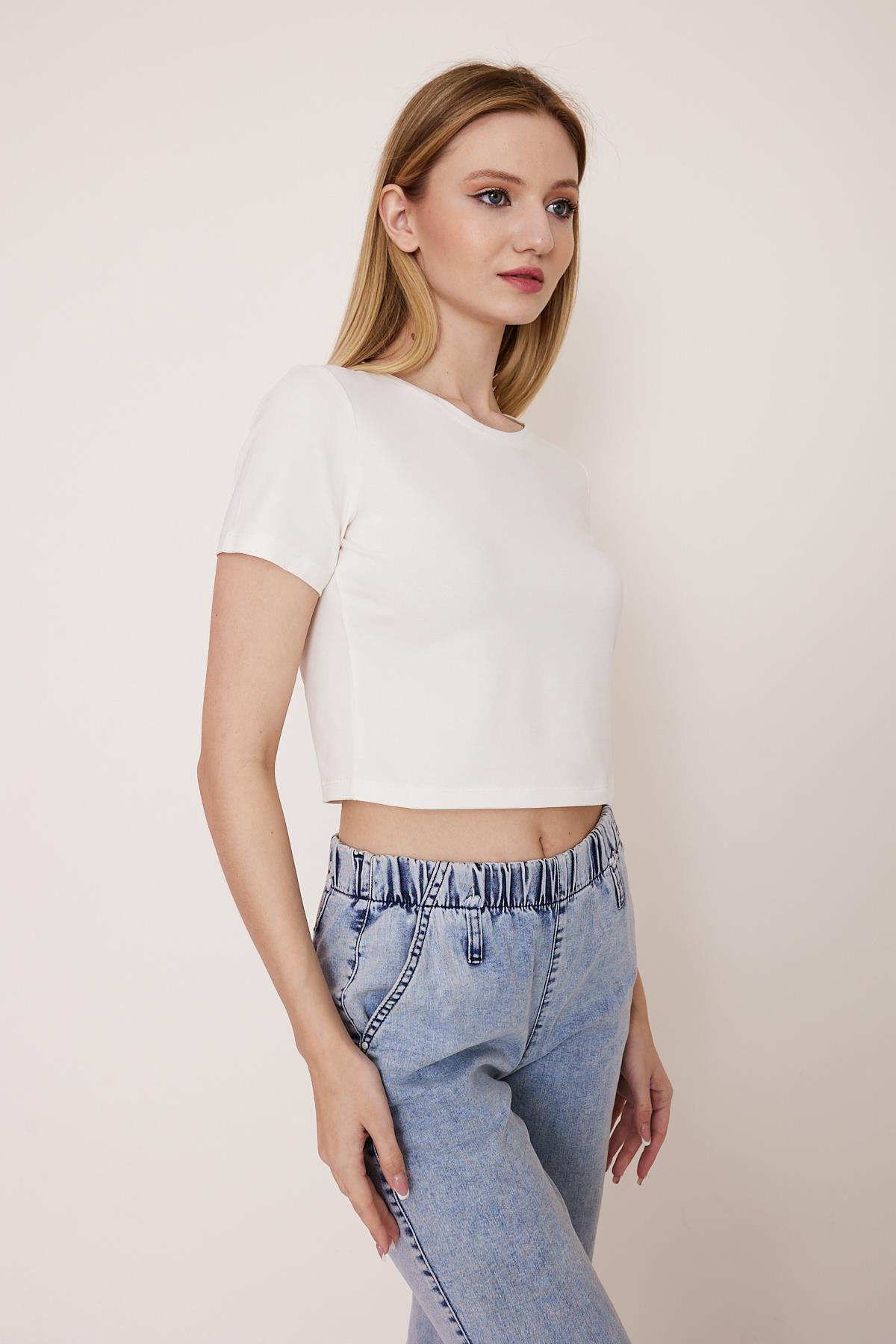 Basic Beyaz Crop Tshirt 