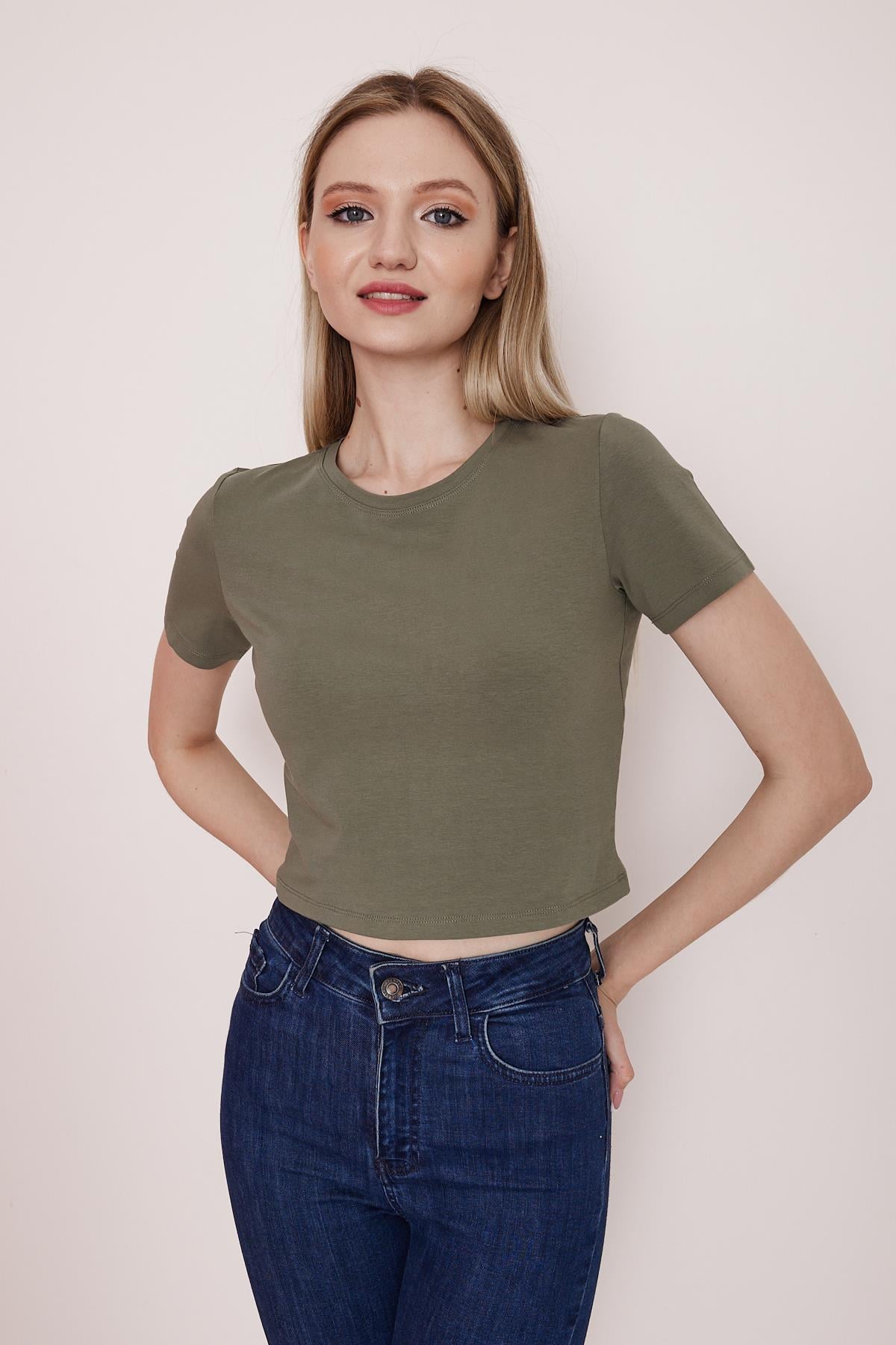 Basic Haki Crop Tshirt