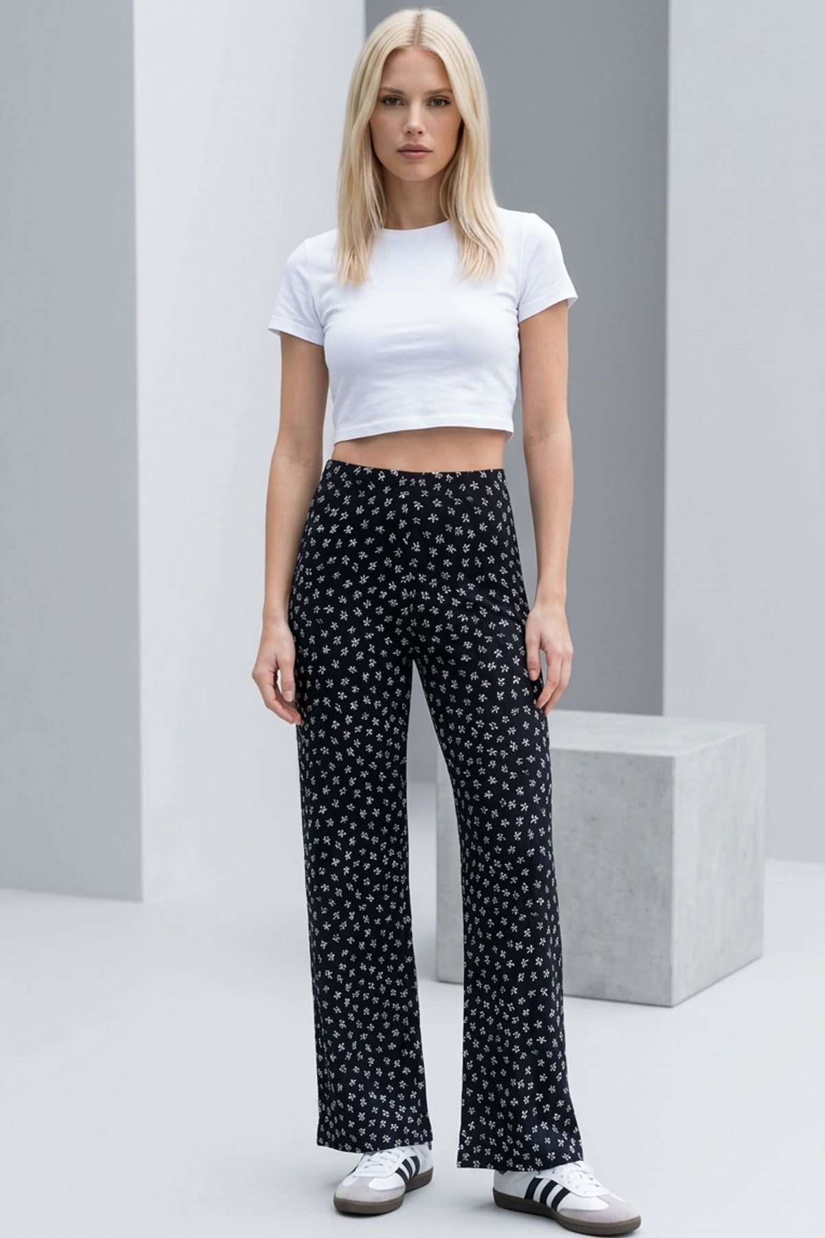 Rahat Kalıp Yüksek Bel Bol Paça Viskon Karışım Kadın Pantolon