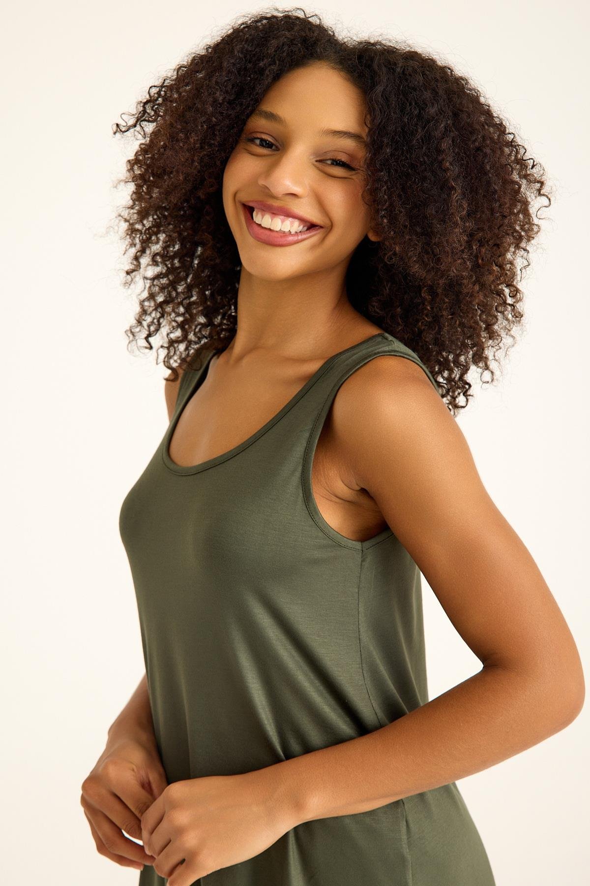 2 Adet A Kesim Rahat Kalıp Basic Kalın Askılı Atlet Tişört